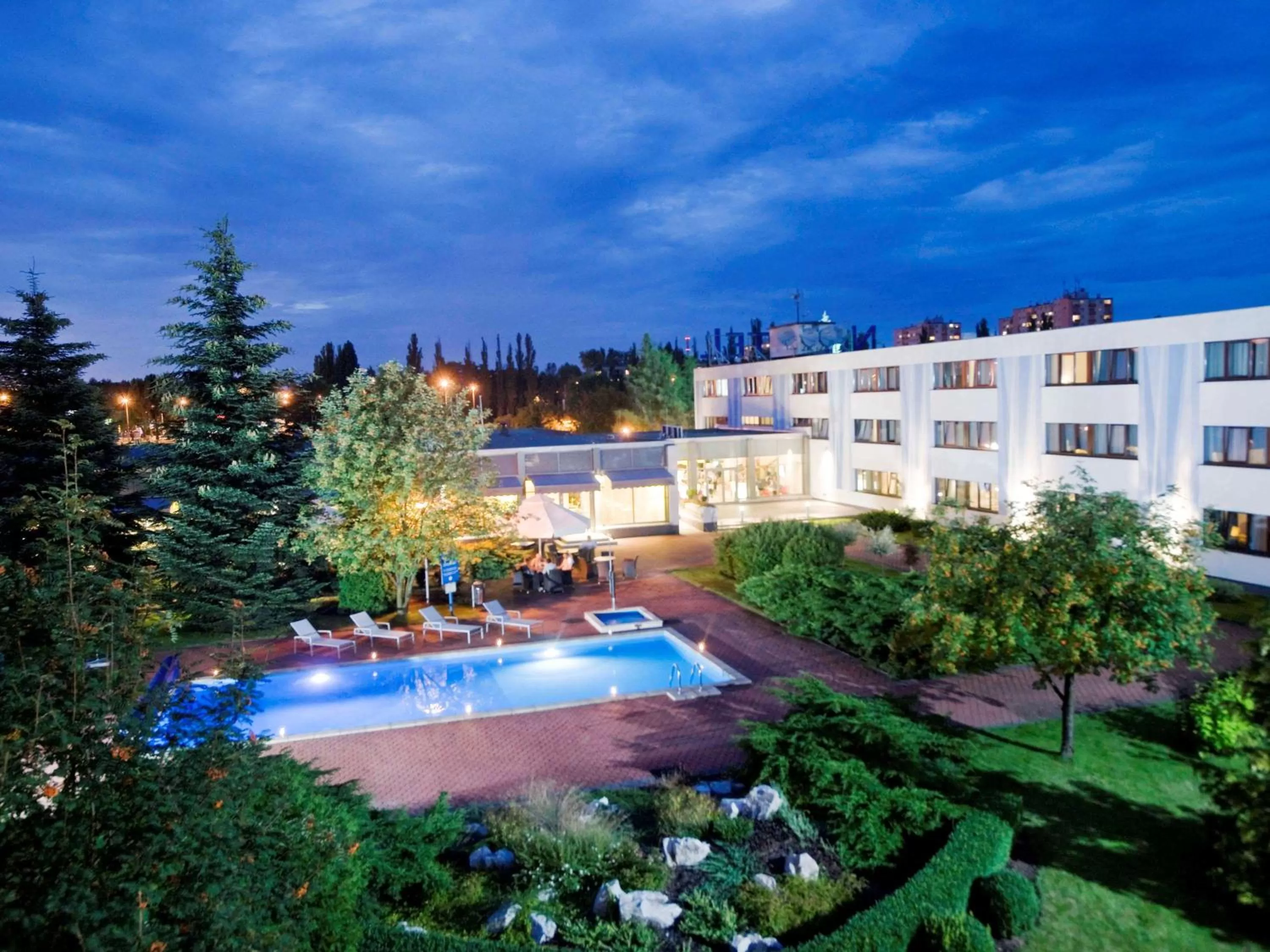 Property building in Novotel Poznań Malta