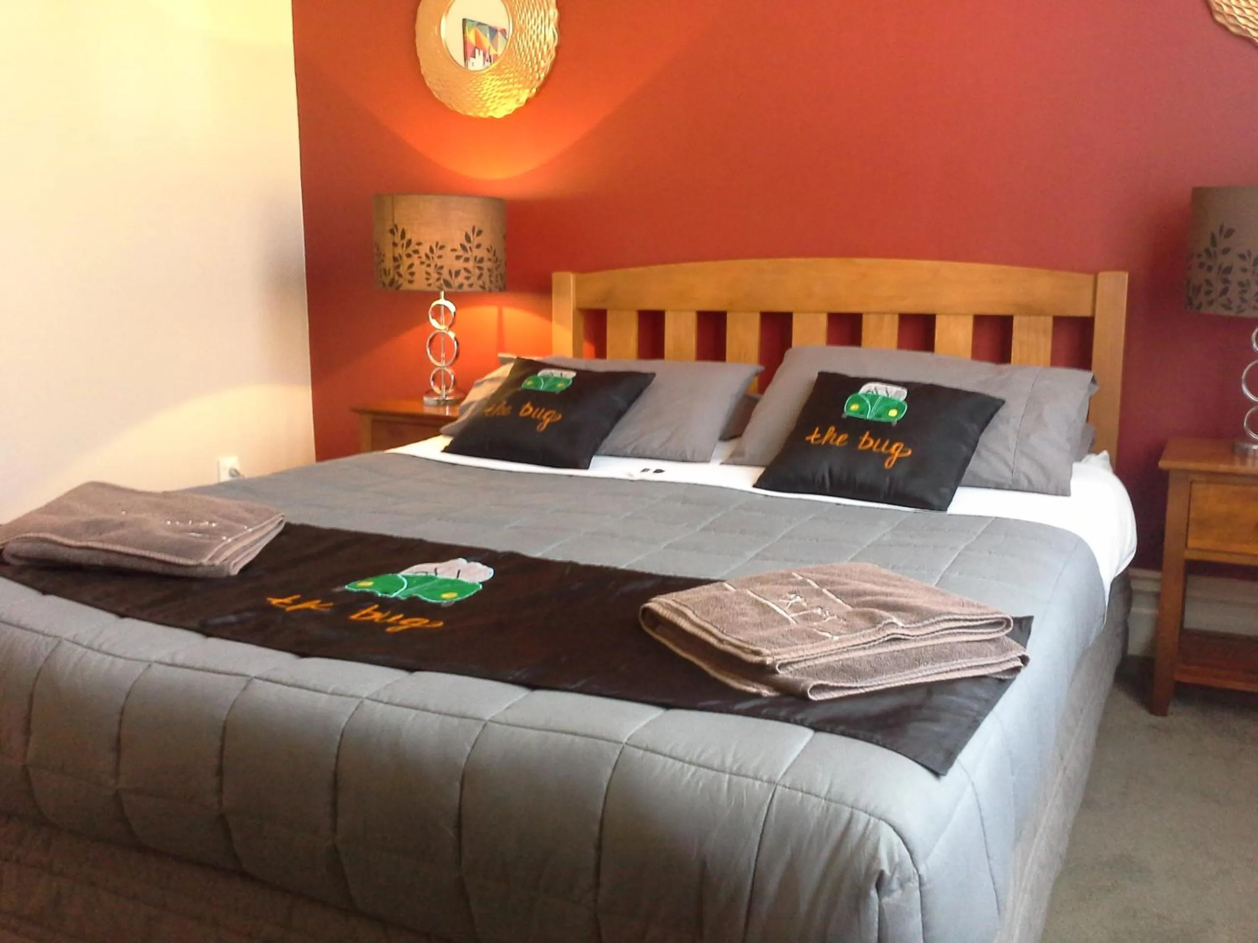 Bedroom, Bed in The Bug Backpackers