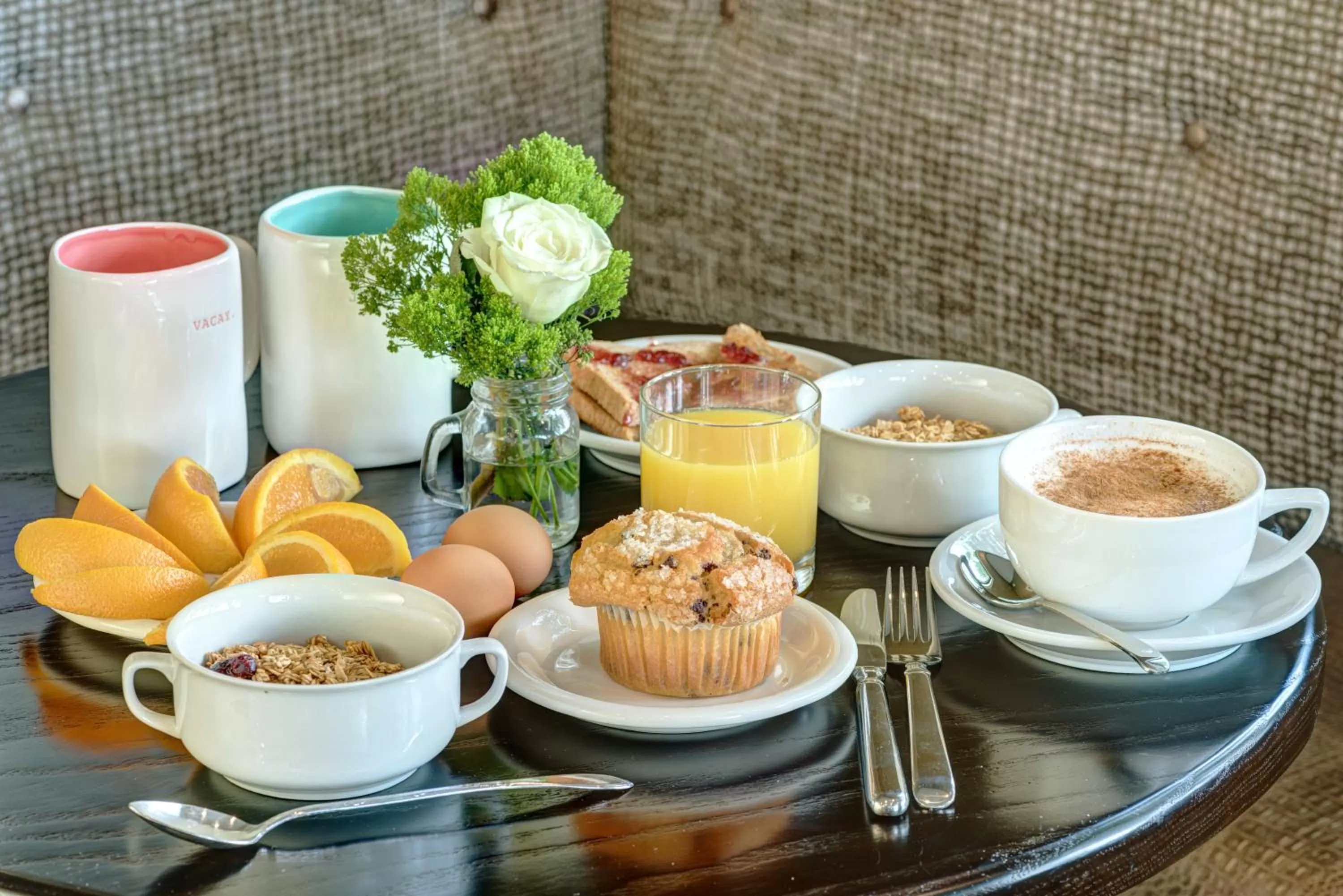Continental breakfast in Garrison Hotel & Suites Dover-Portsmouth, an Ascend Collection Hotel