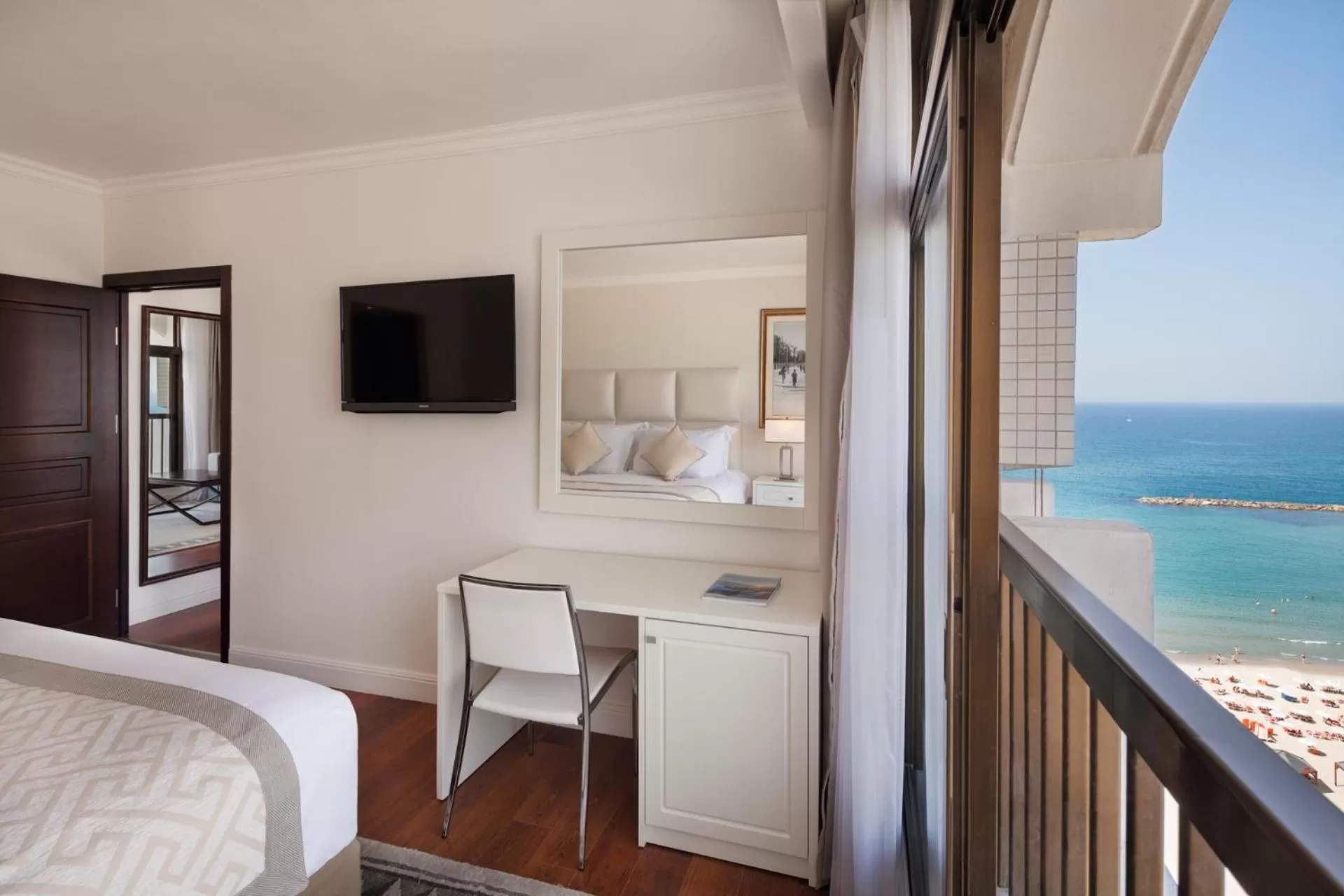 Sea view, Bed in Orchid Tel Aviv