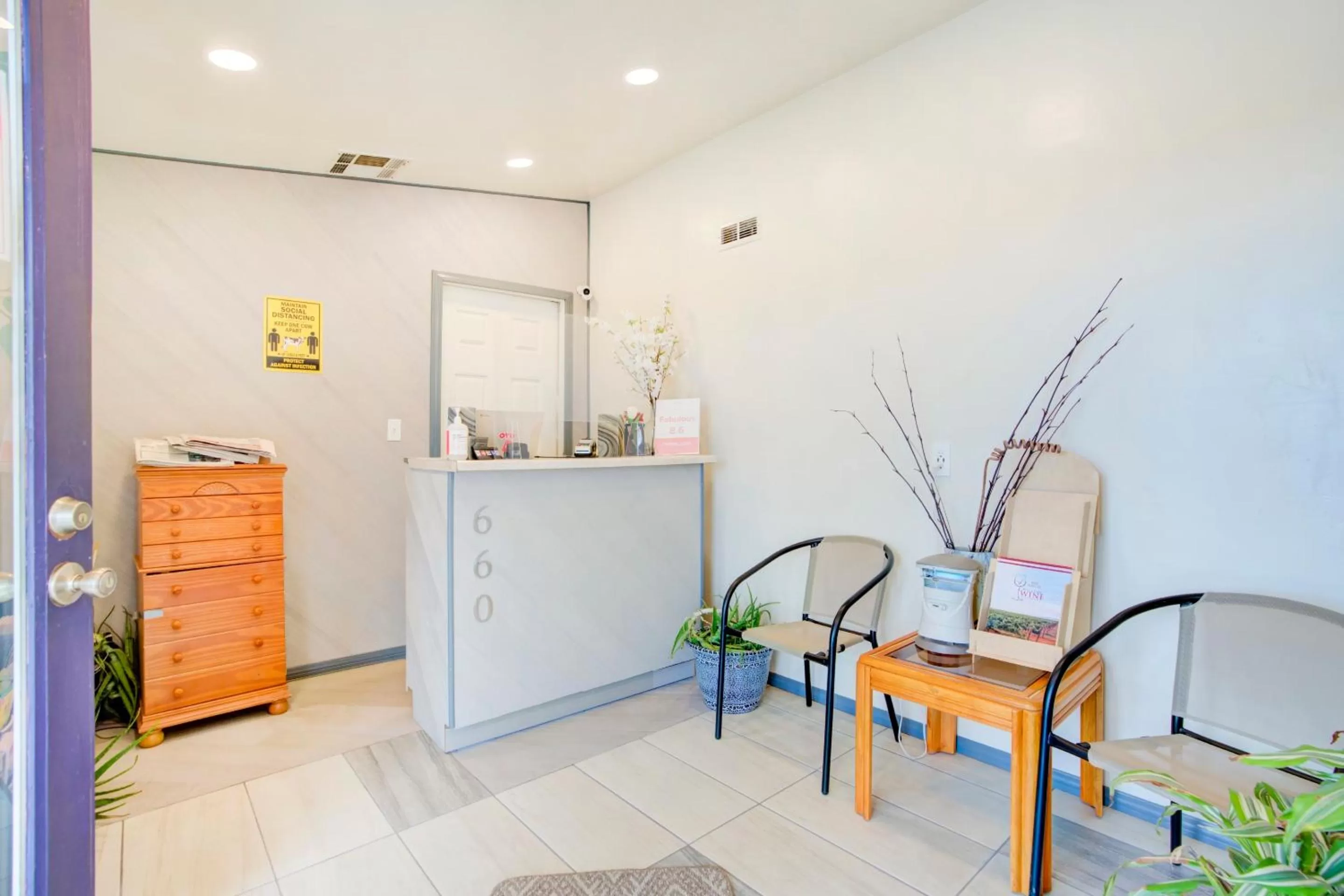 Lobby or reception in Rose's Motel