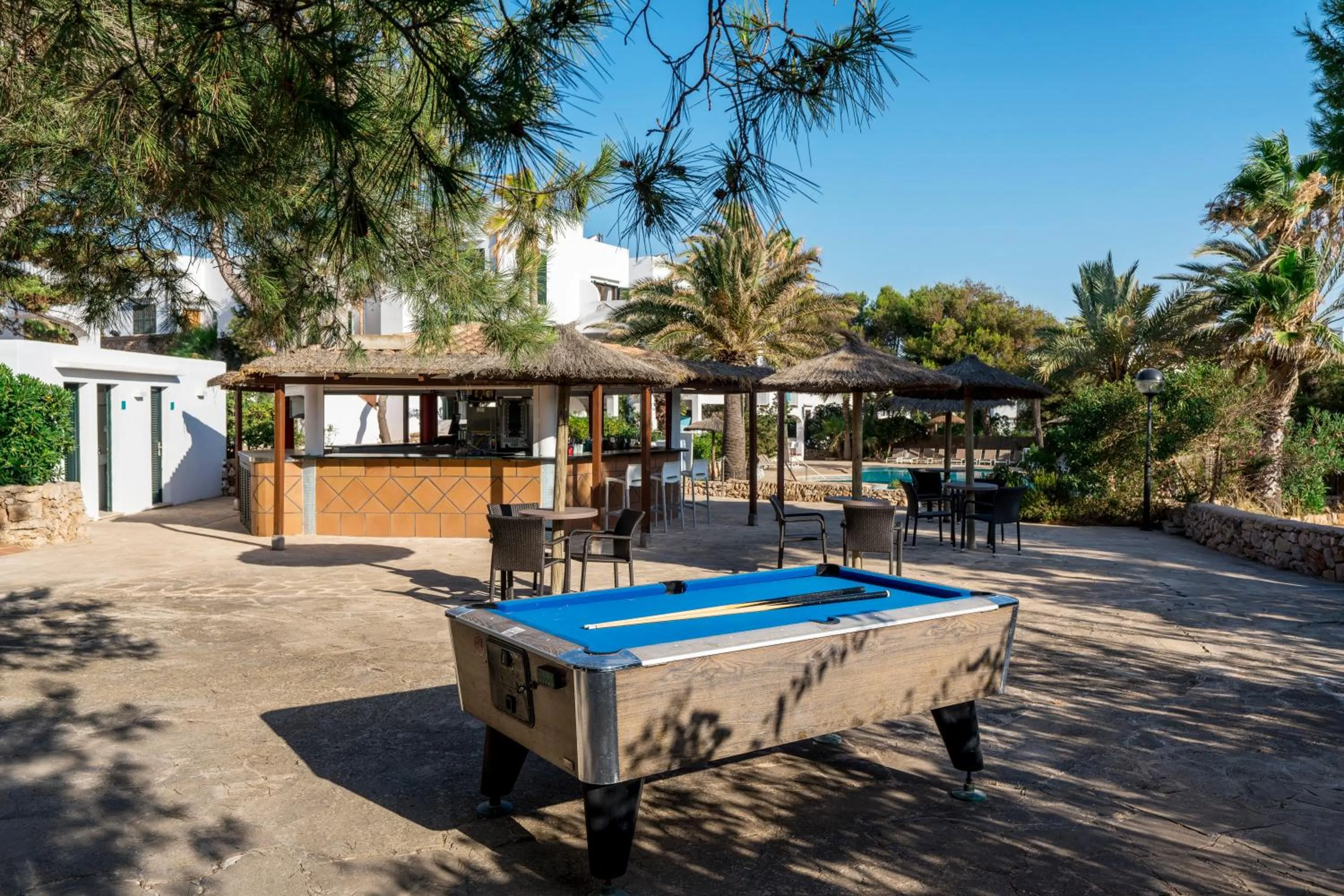 Lounge or bar in Alua Suites Las Rocas