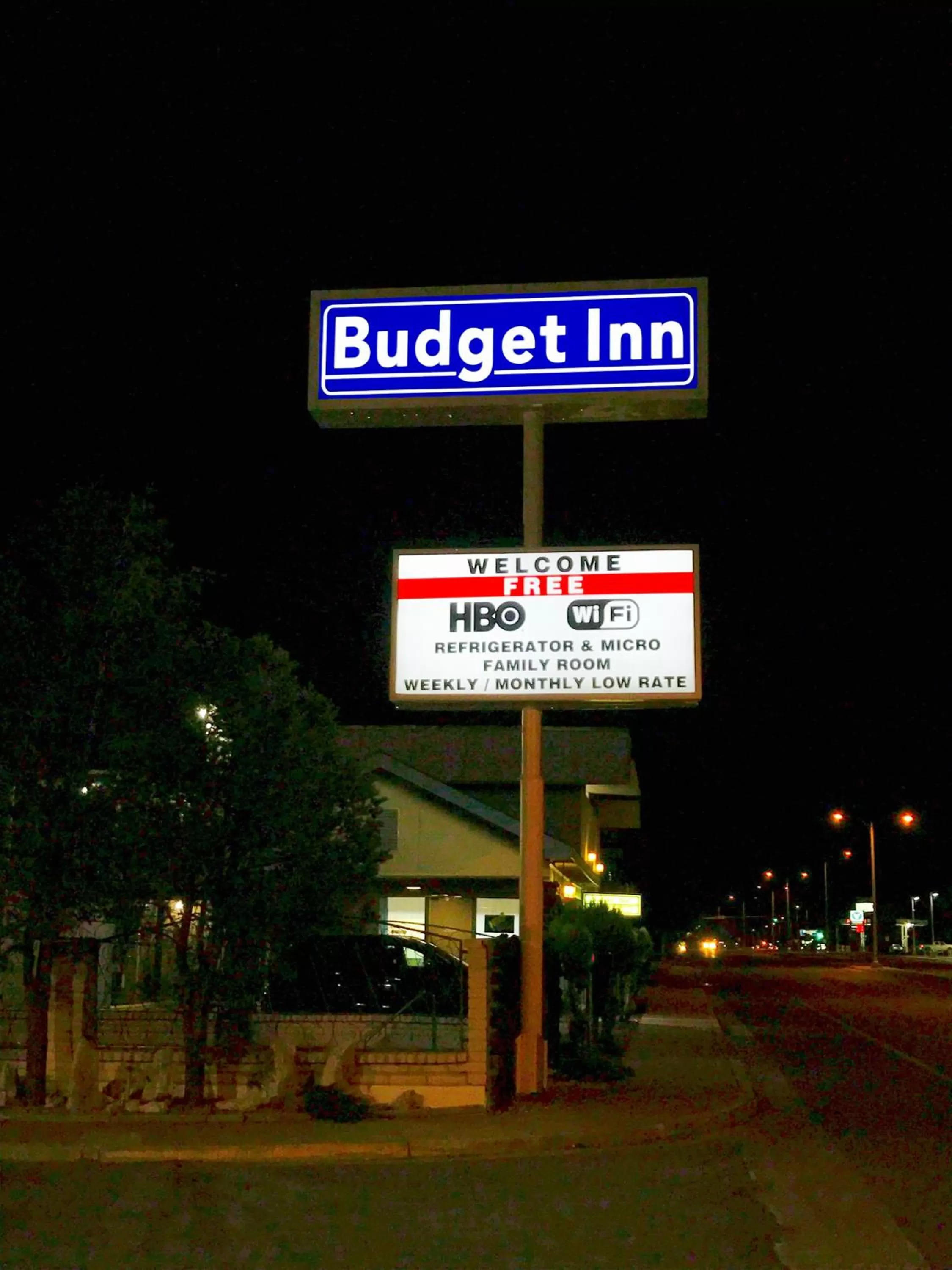 Property building in Budget Inn
