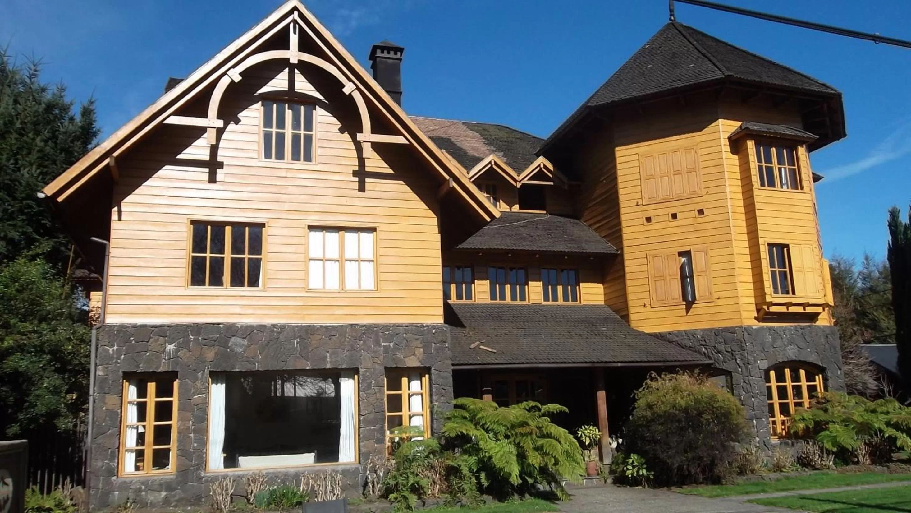 Property building in Hotel Malalhue