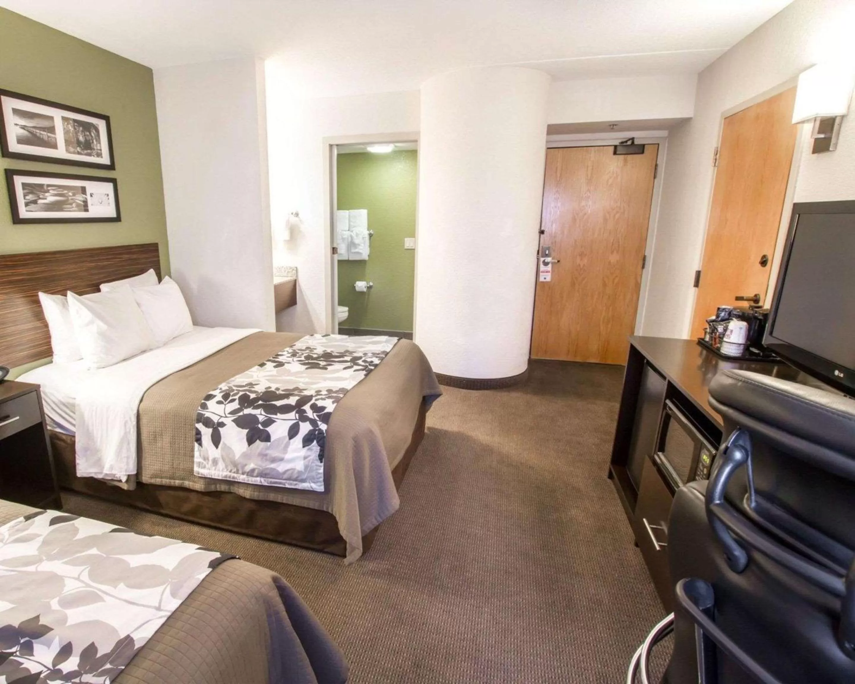 Photo of the whole room, Bed in Sleep Inn North Scottsdale near Mayo Clinic