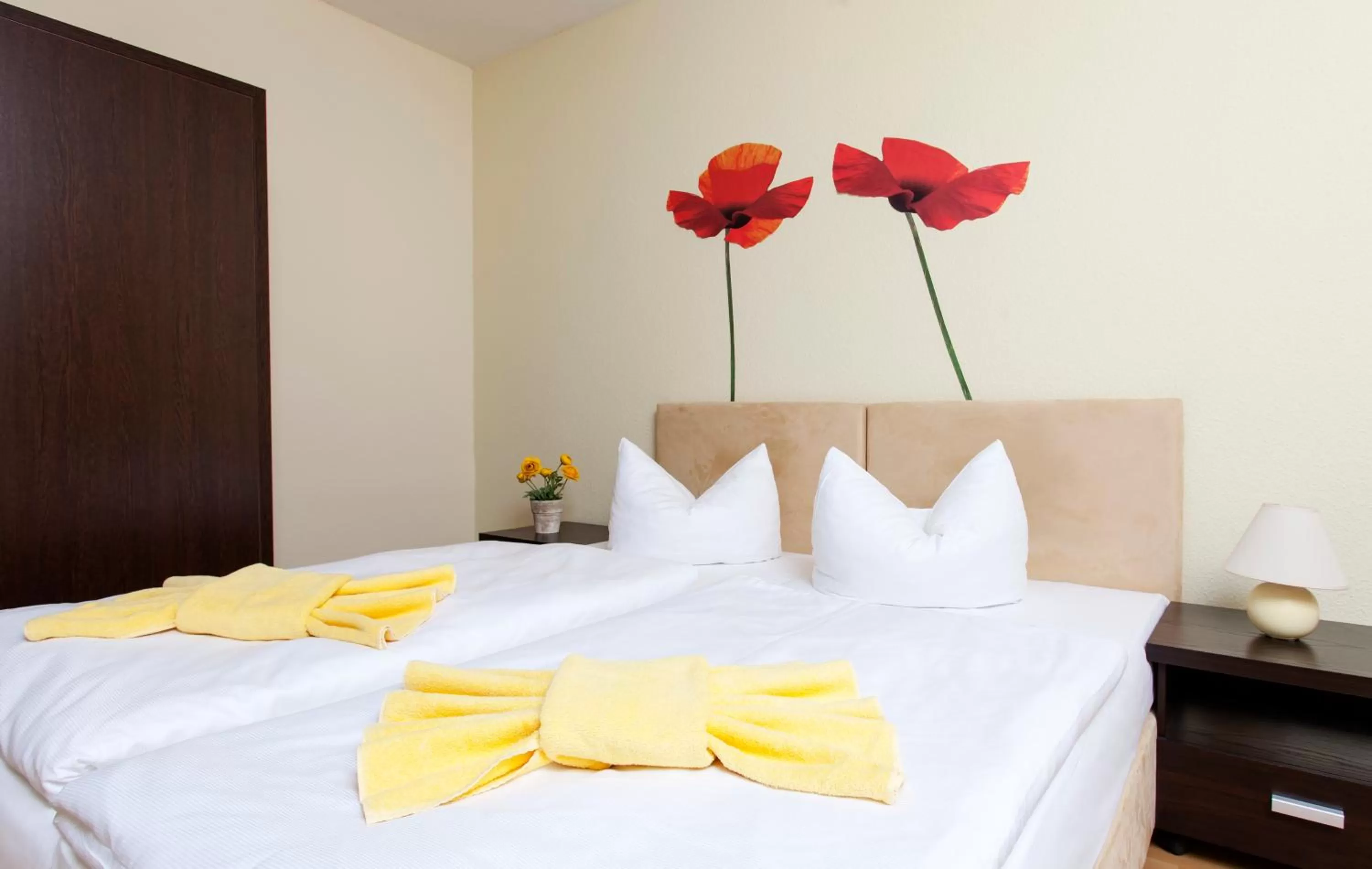 Bedroom, Bed in Willmersdorfer Hof