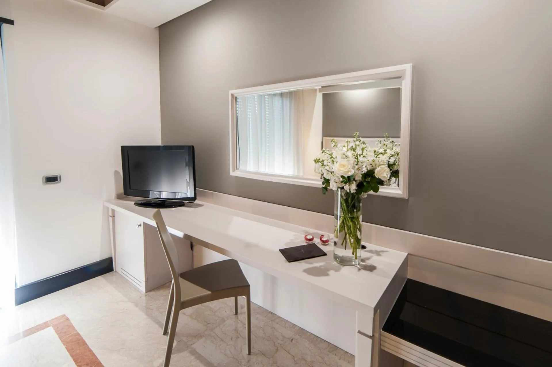 Bedroom in Hotel Giulia Ocean Club