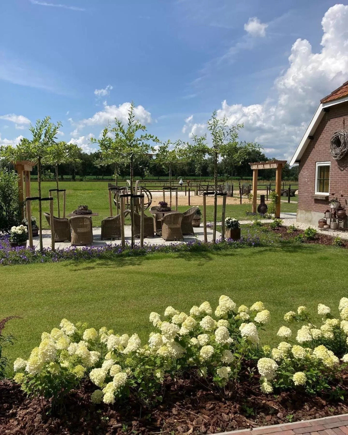 Garden in Bed & Breakfast Hoeve Happiness