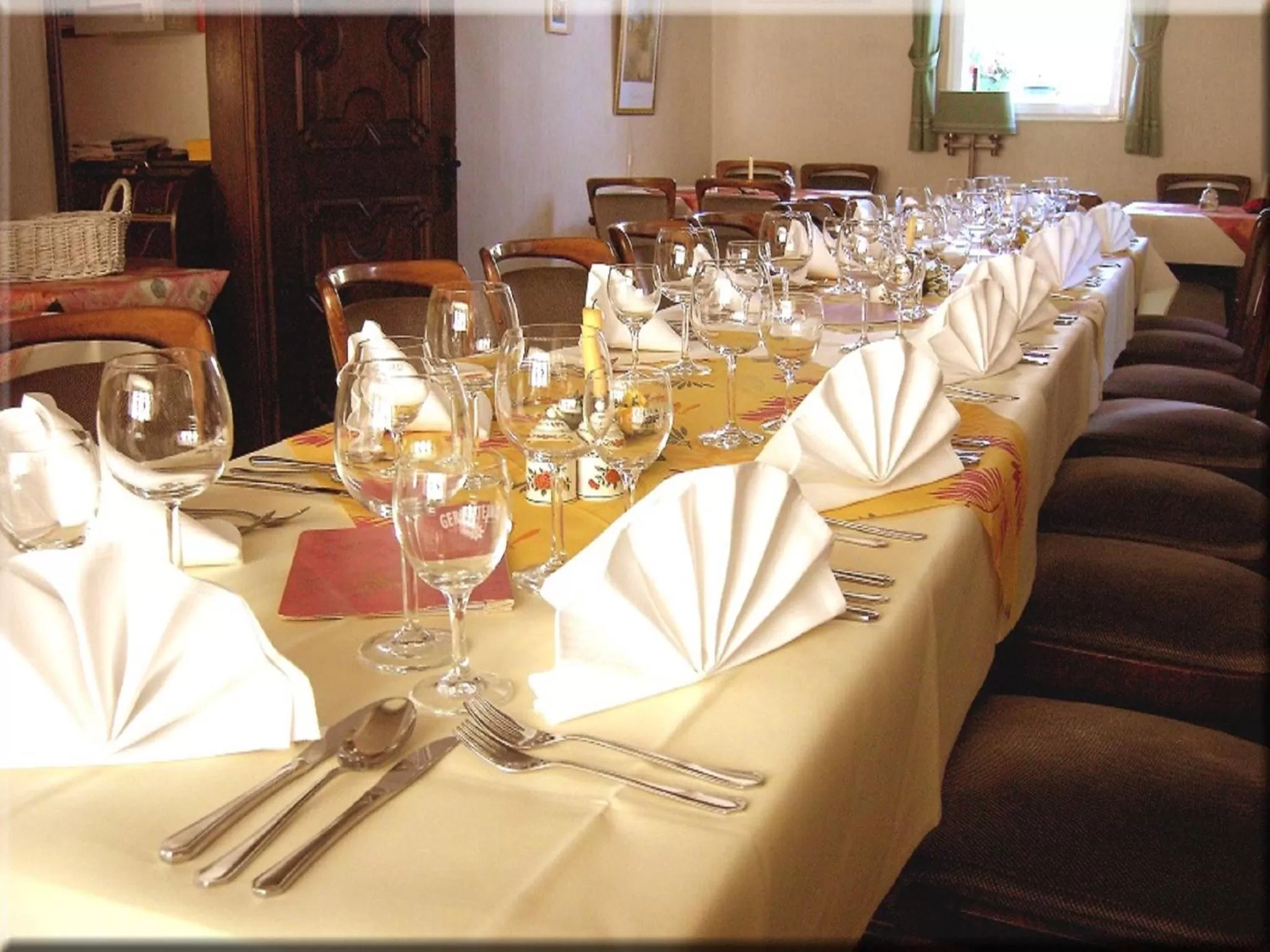 Restaurant/places to eat in Hotel Graf Rolshausen