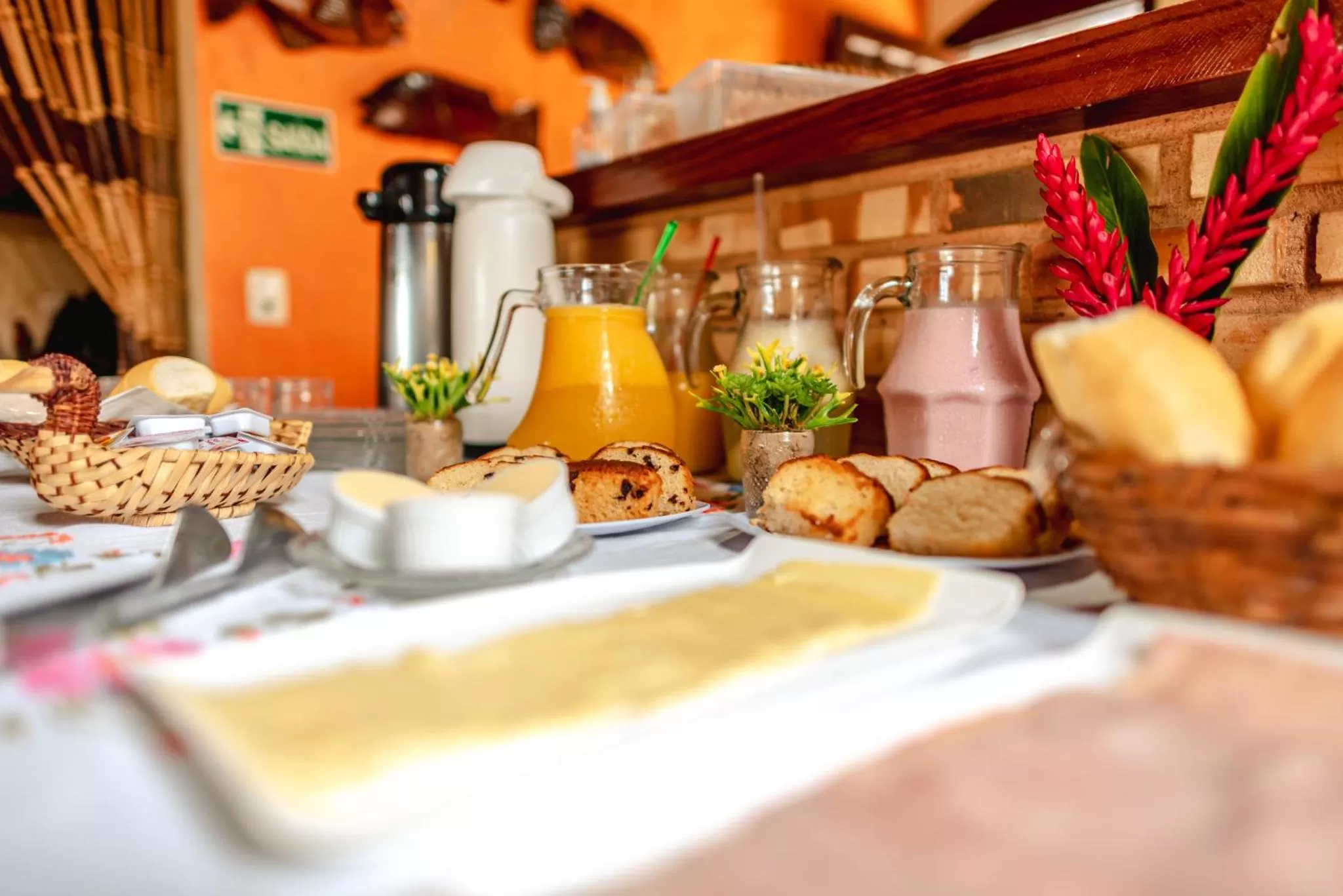 Breakfast in Suítes Casa do Barão