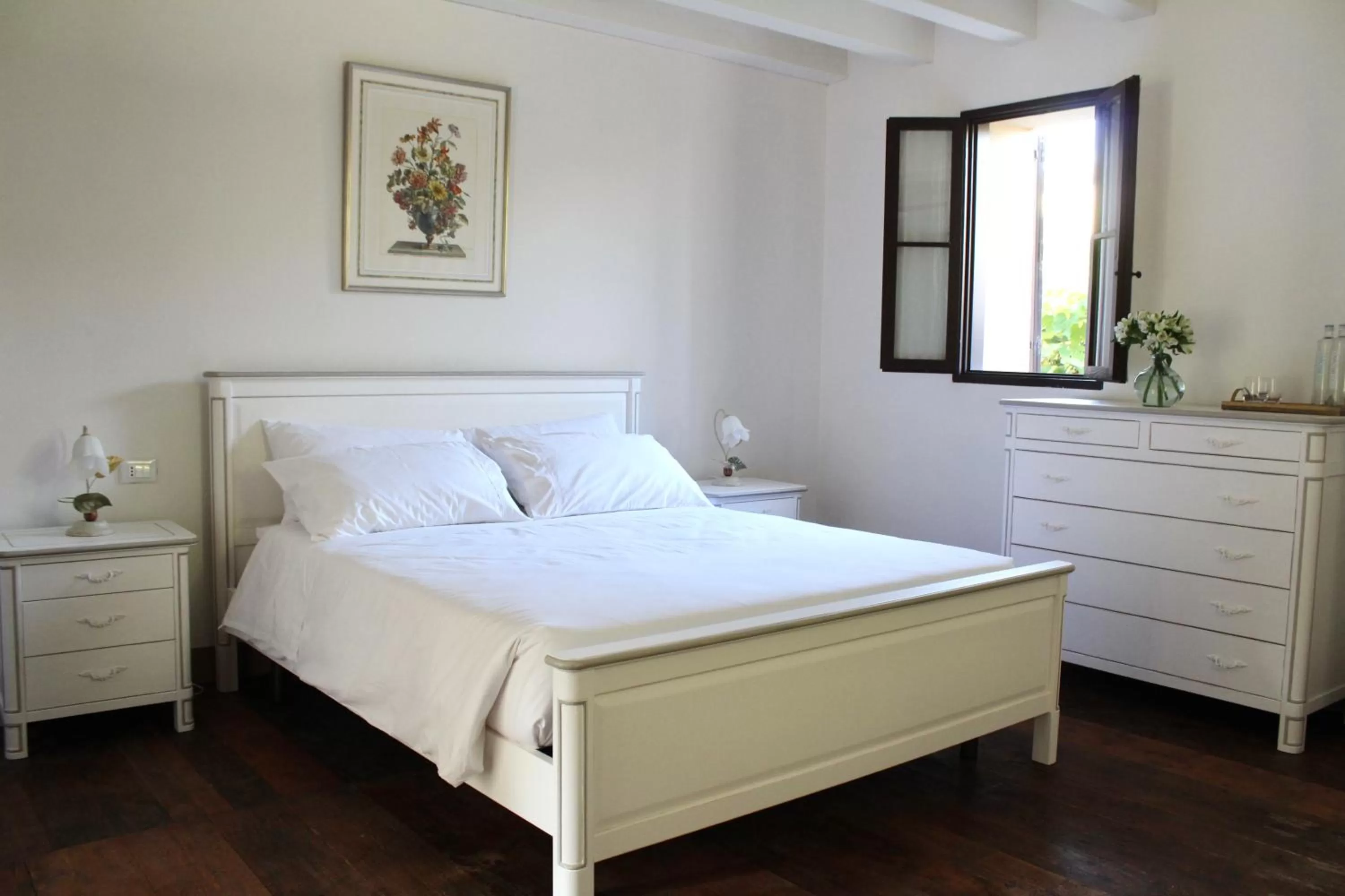 Bedroom, Bed in Villa Trieste M