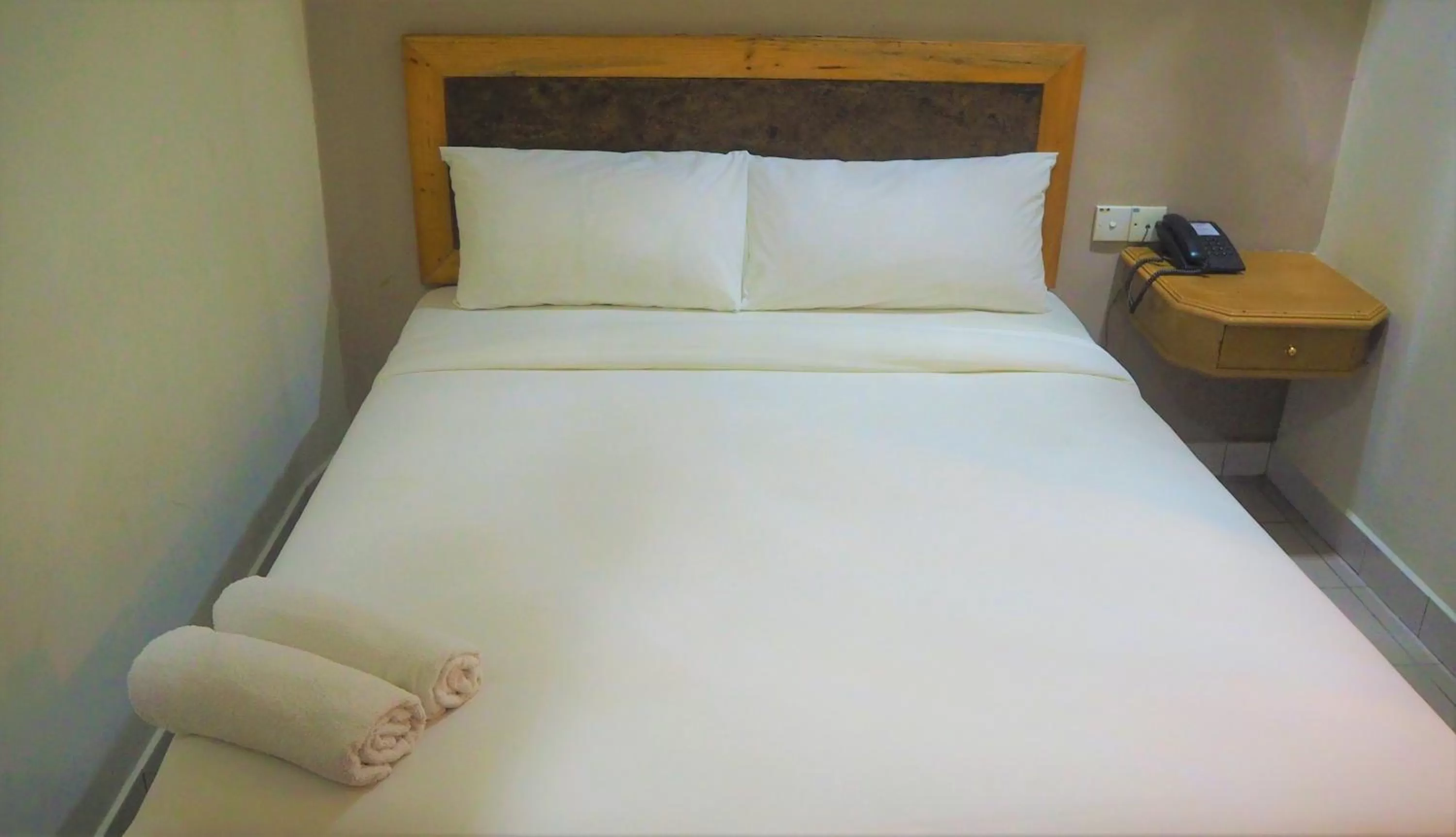 Bed in Leo Palace Hotel Classic Wing, WTC Kuala Lumpur