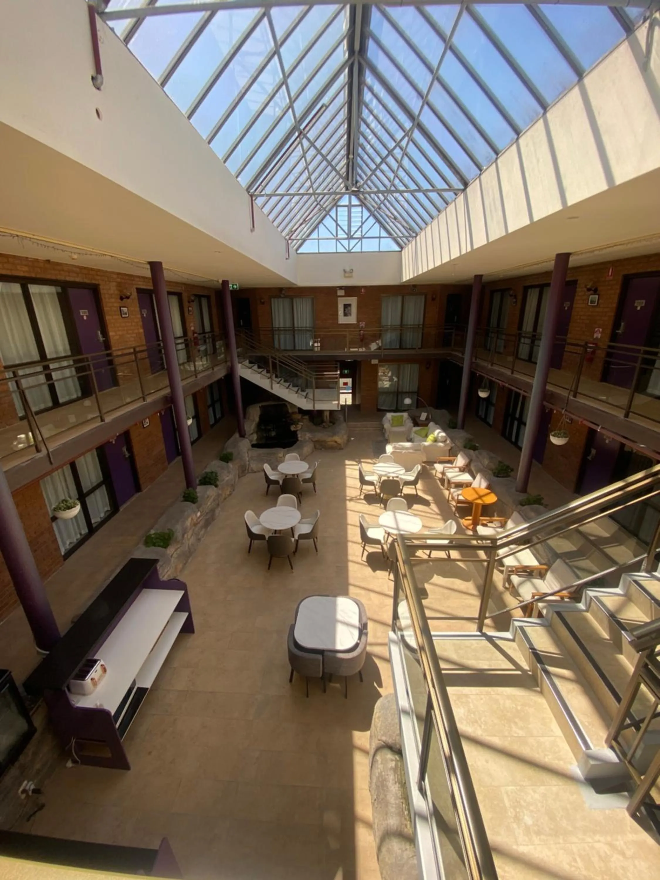 Lobby or reception in Garden Lodge Sydney Hotel