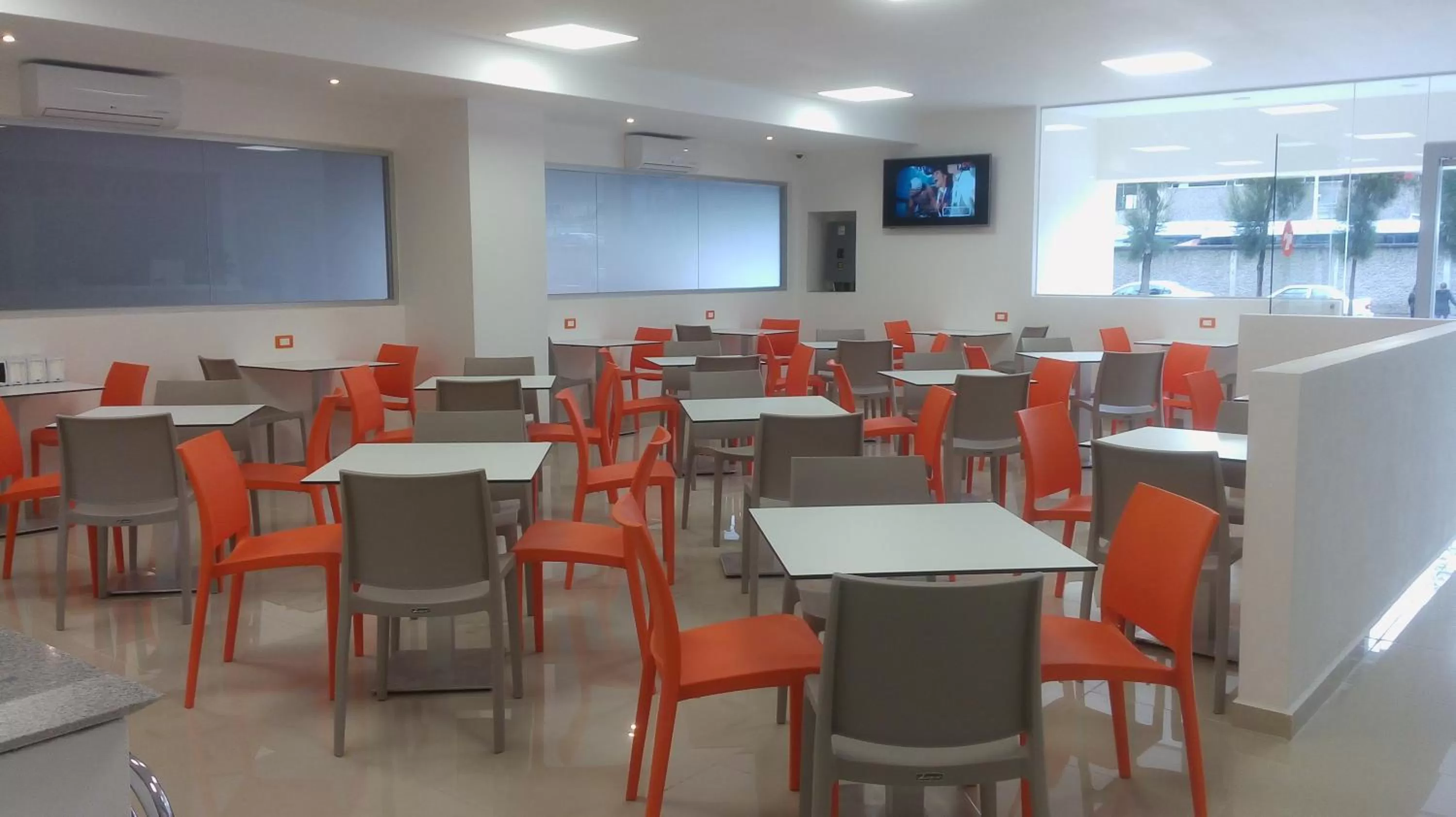 Restaurant/places to eat in Hotel Star Express Puebla - Central CAPU