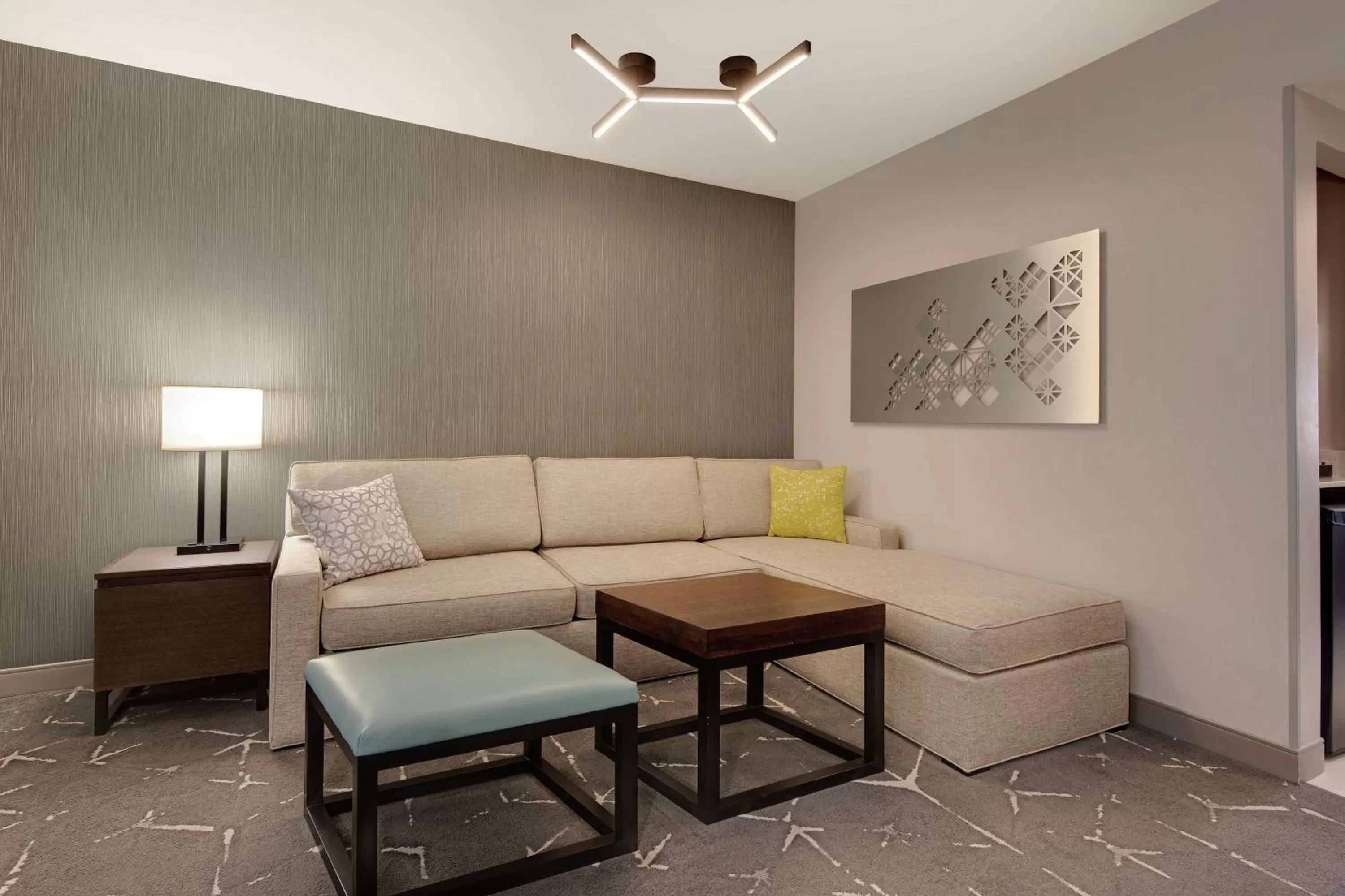 Living room in Embassy Suites by Hilton Atlanta Perimeter Center