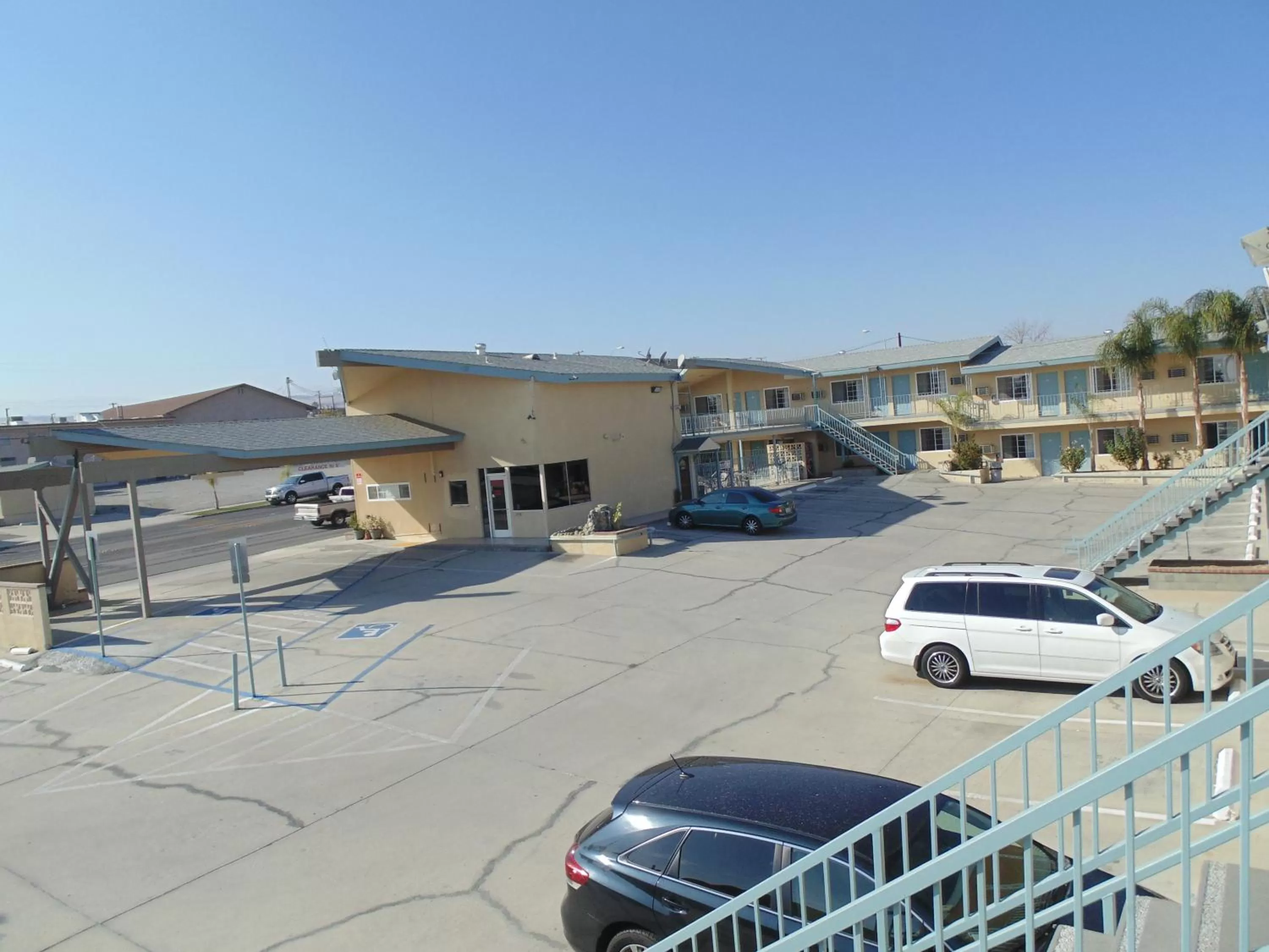 Area and facilities in Western Inn & Suites