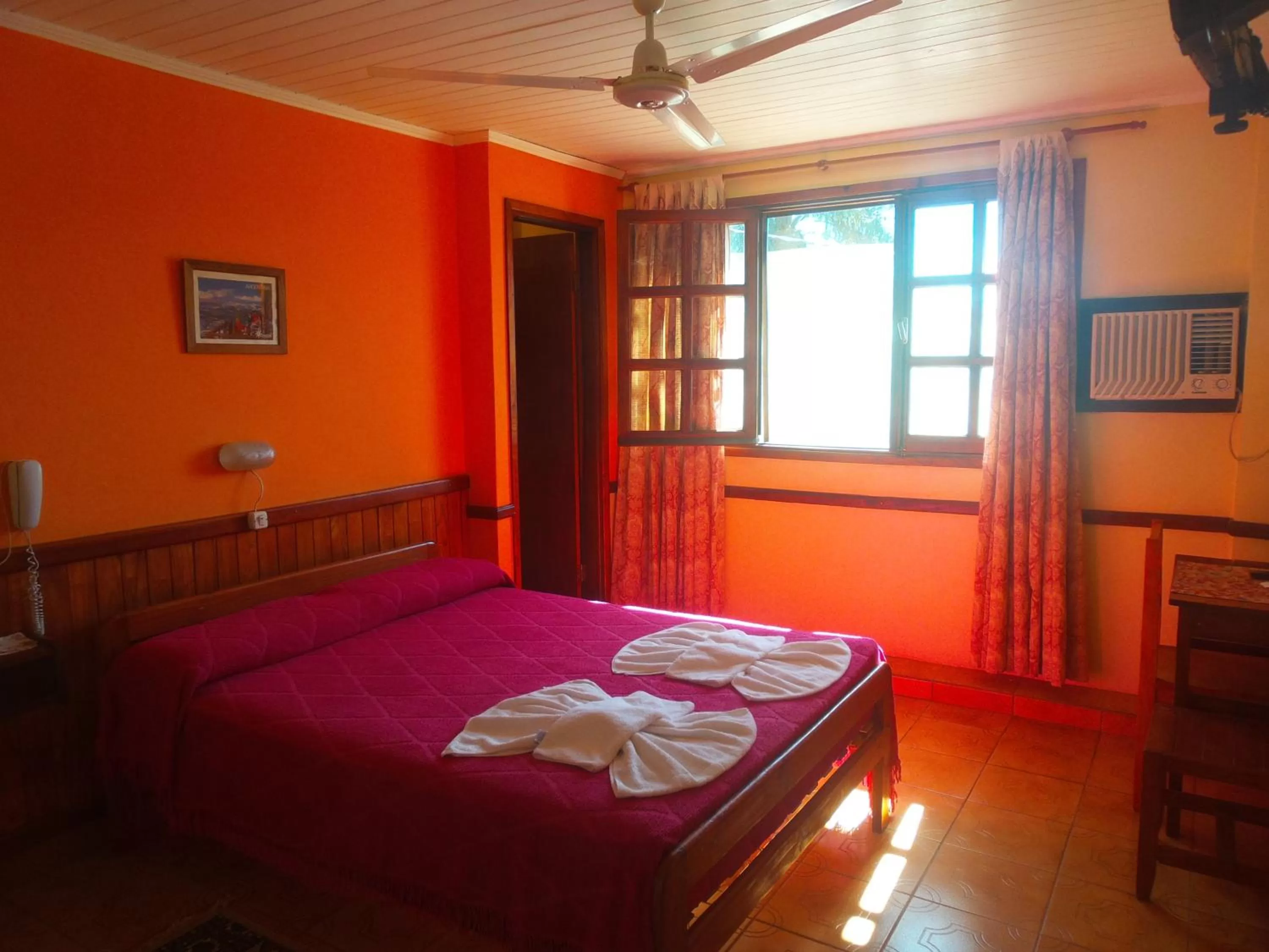 Bed in Hosteria Los Helechos