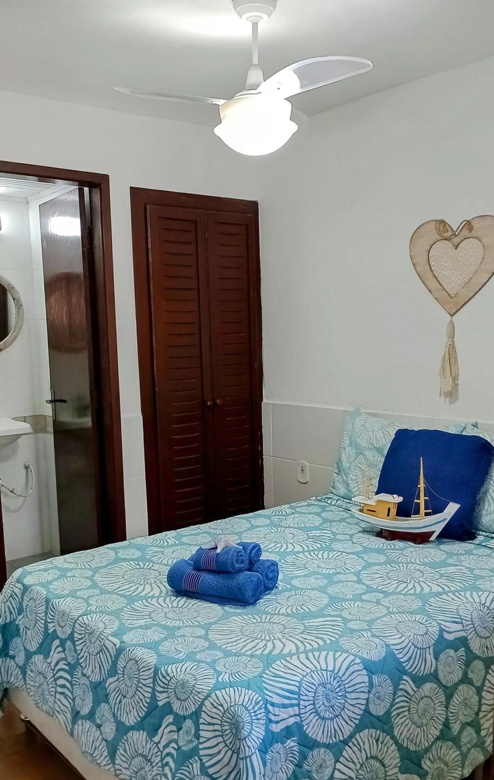 Bed in Hibiscos Pousada