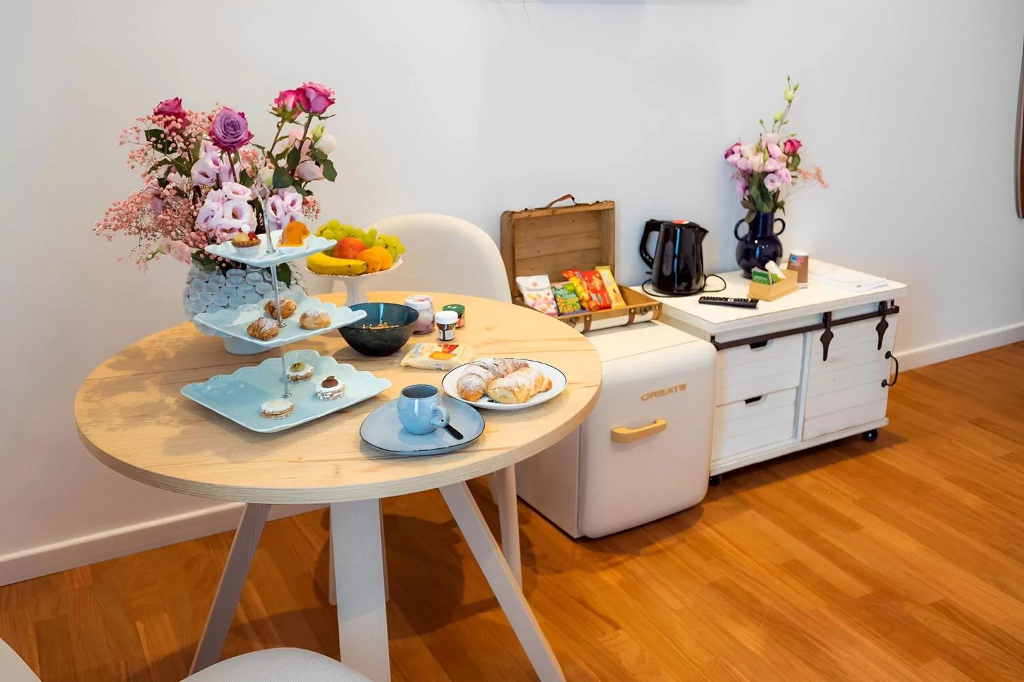 Breakfast in MareLuna Rooms