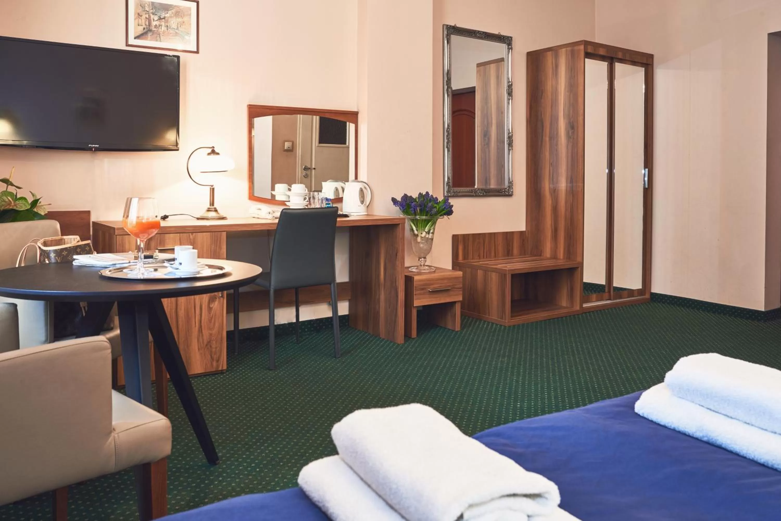 Bed in Nobilton Hotel