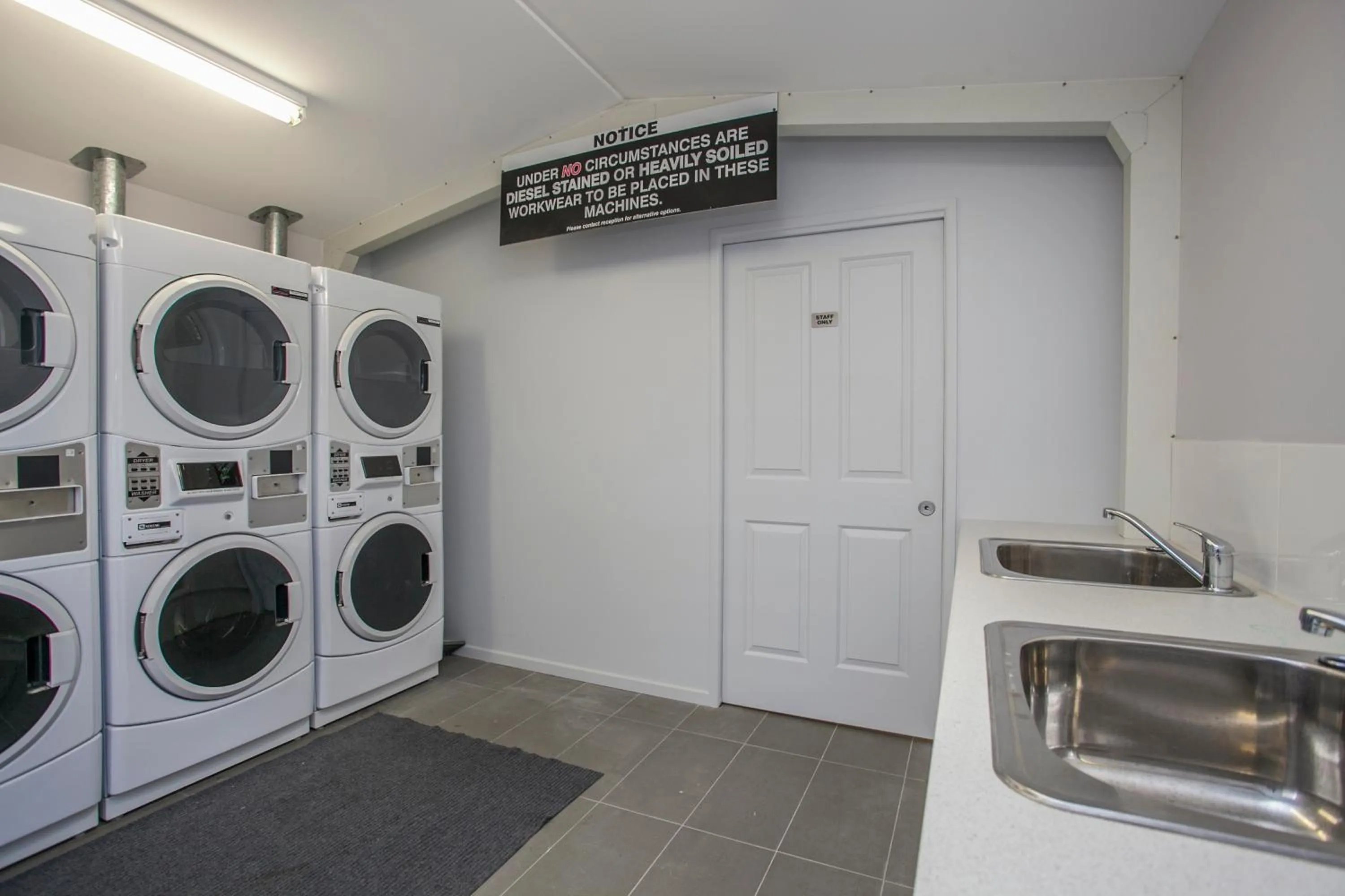 Area and facilities in Kings Park - Accommodation