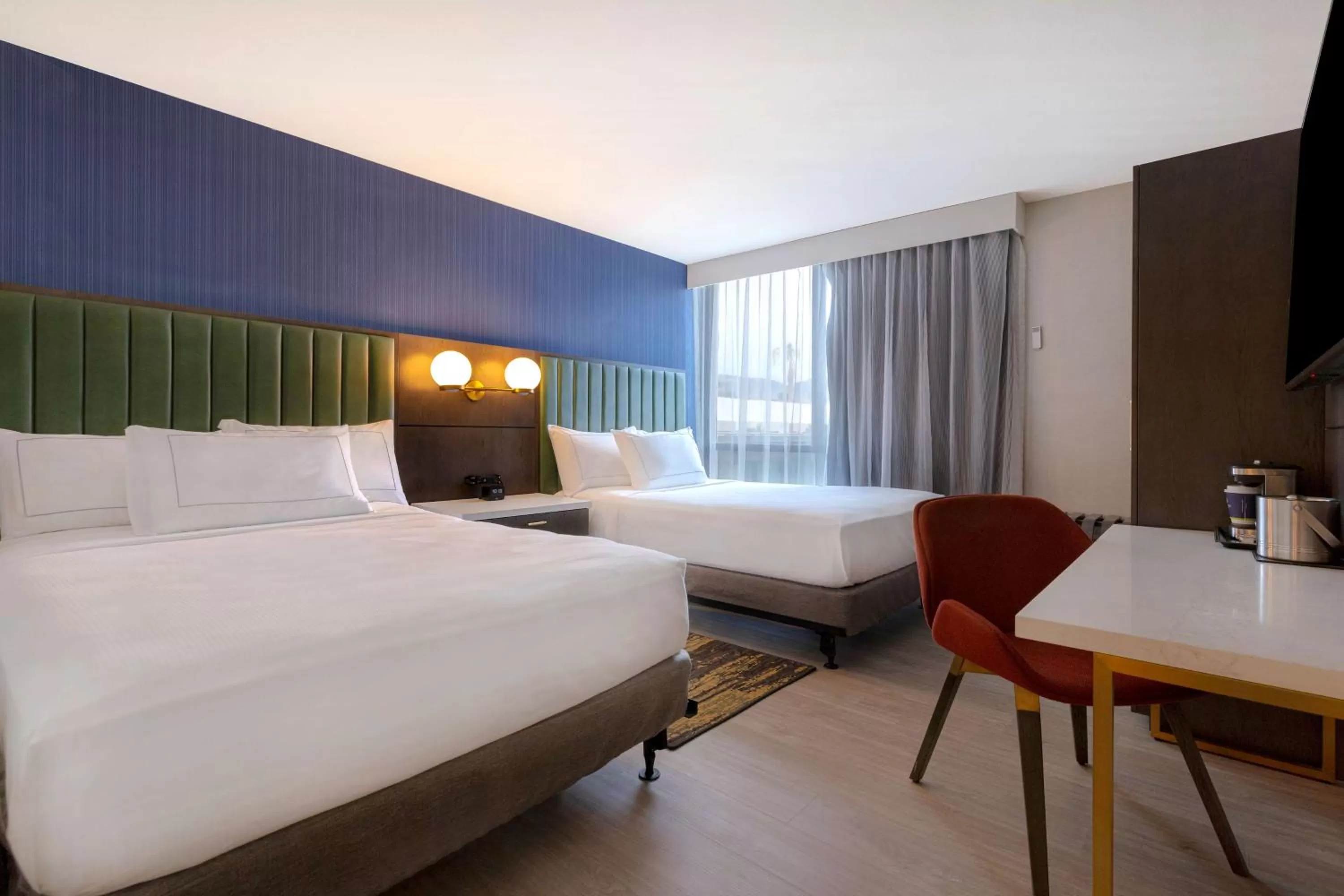 Bed in Doubletree By Hilton Palmdale, Ca