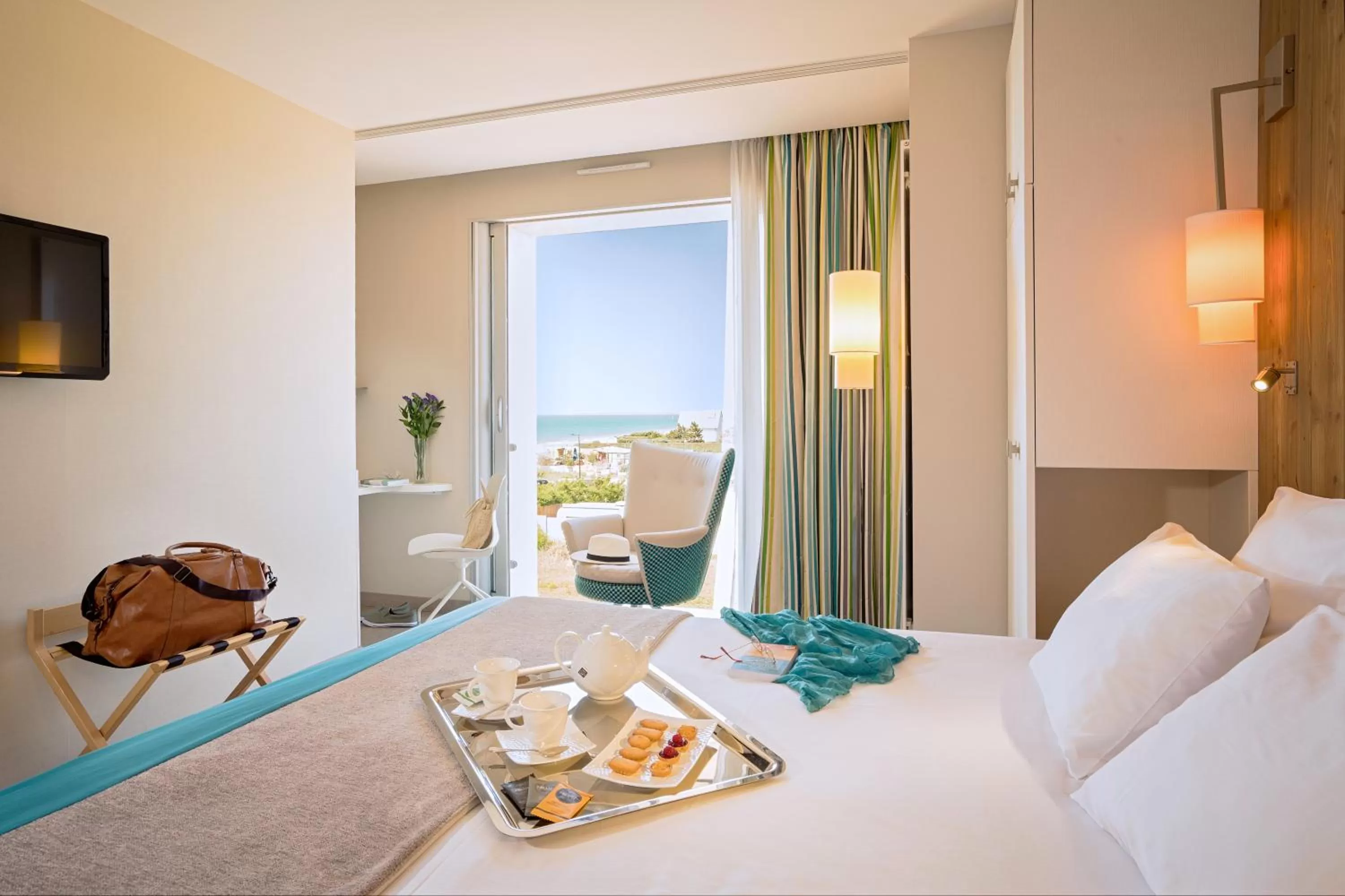 Photo of the whole room, Bed in Hôtel de la Baie - Thalassothérapie PREVITHAL