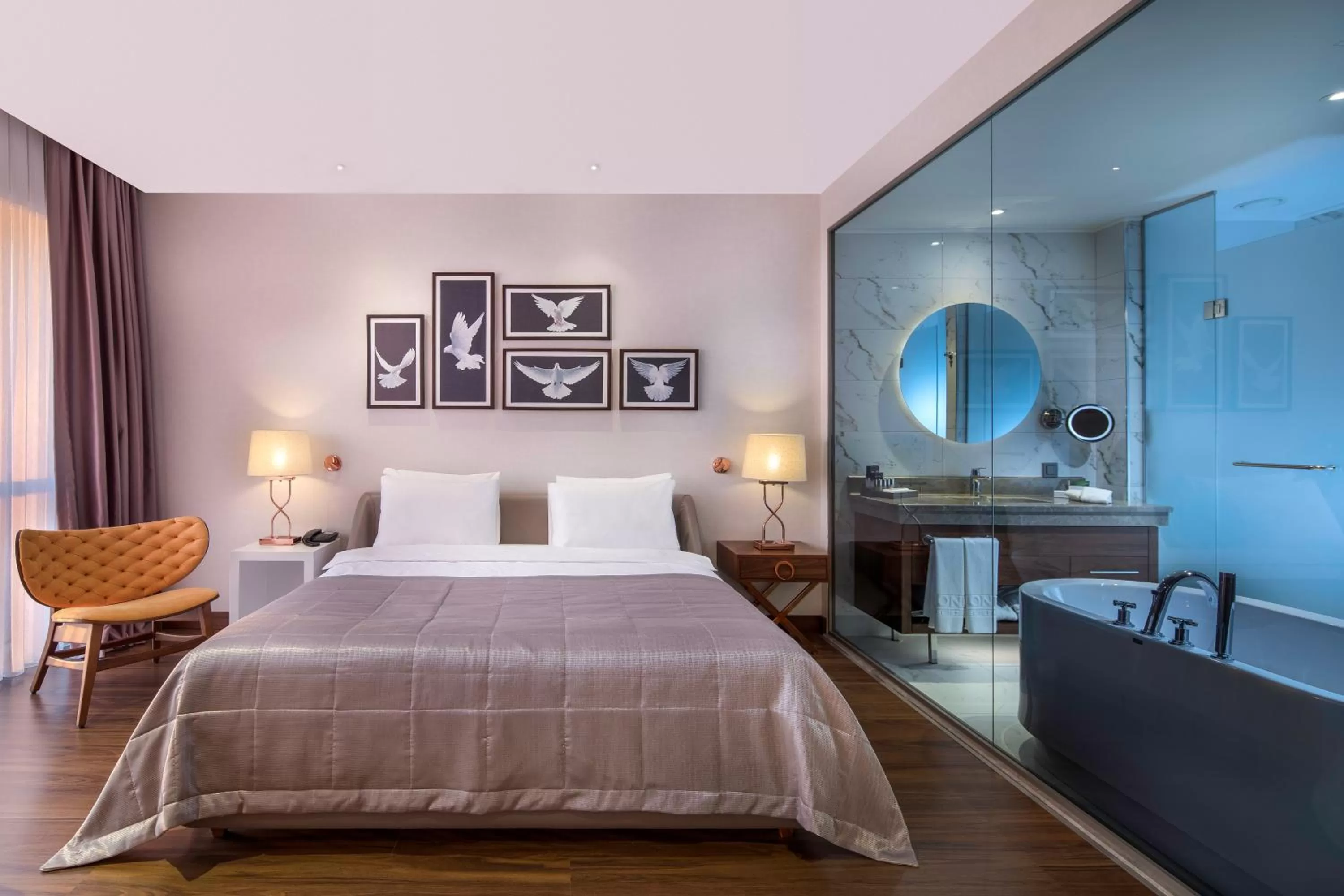 Shower, Bed in Lionel Hotel Istanbul