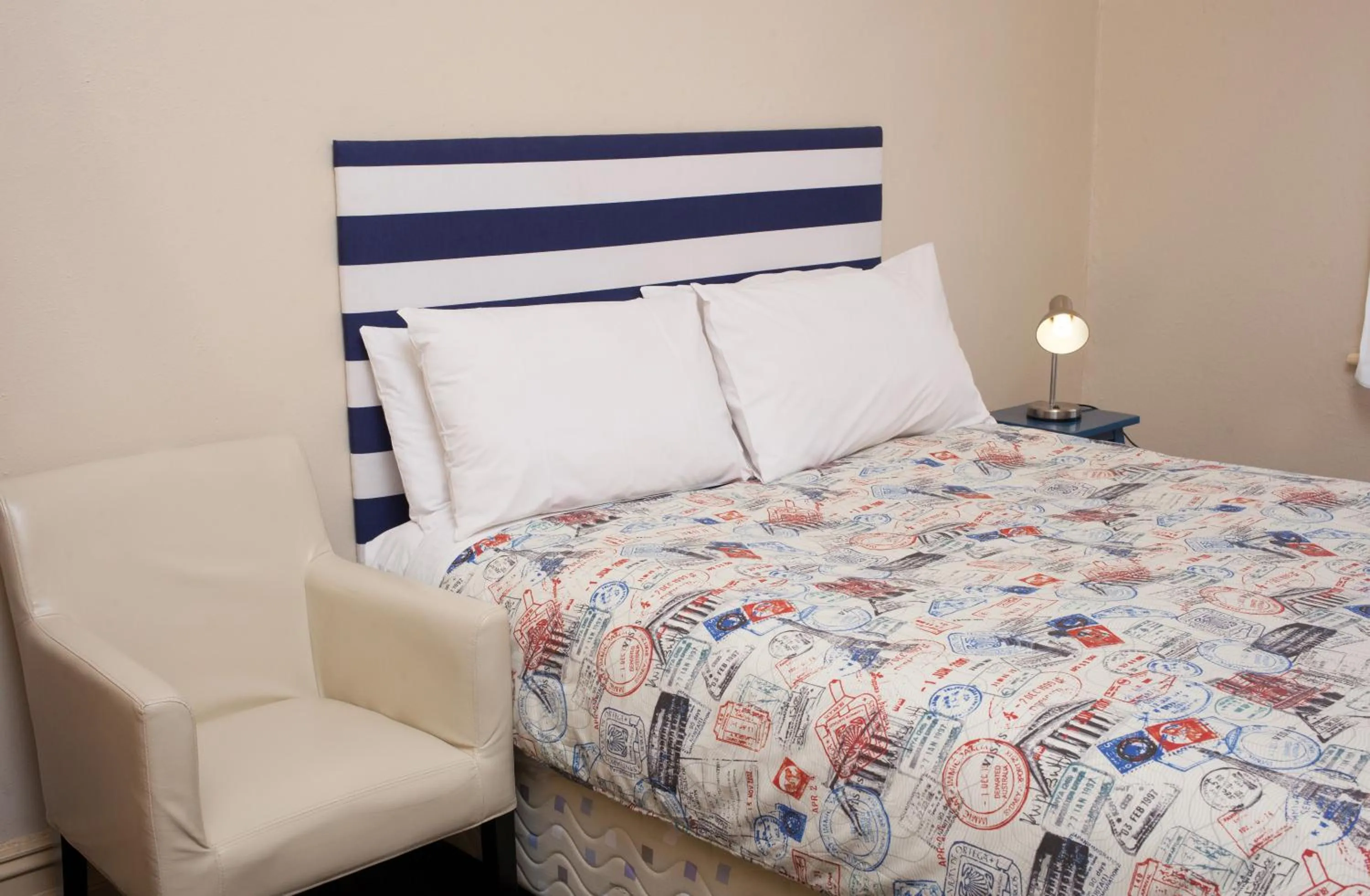 Bed in The Cally Hotel