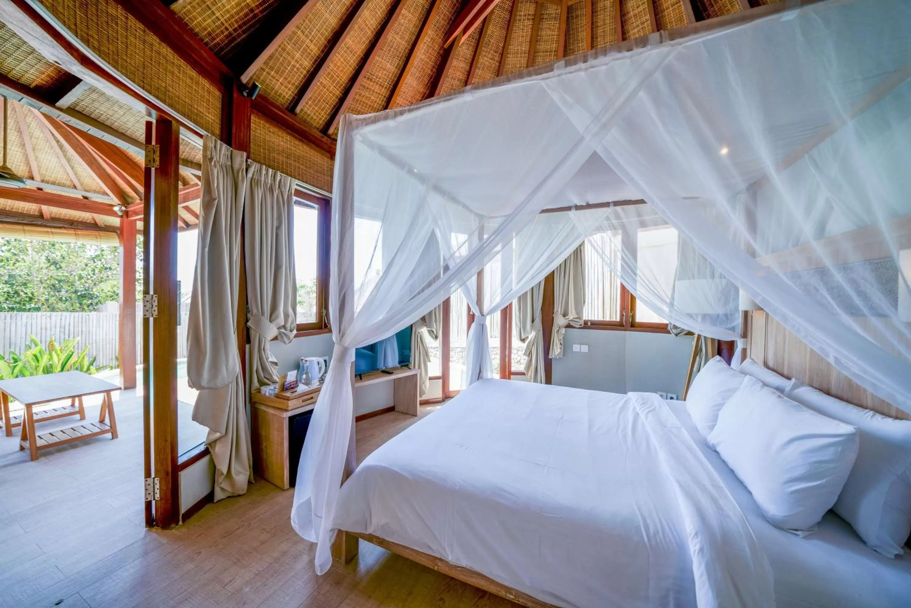 Photo of the whole room, Bed in Blue Lagoon Avia Villas