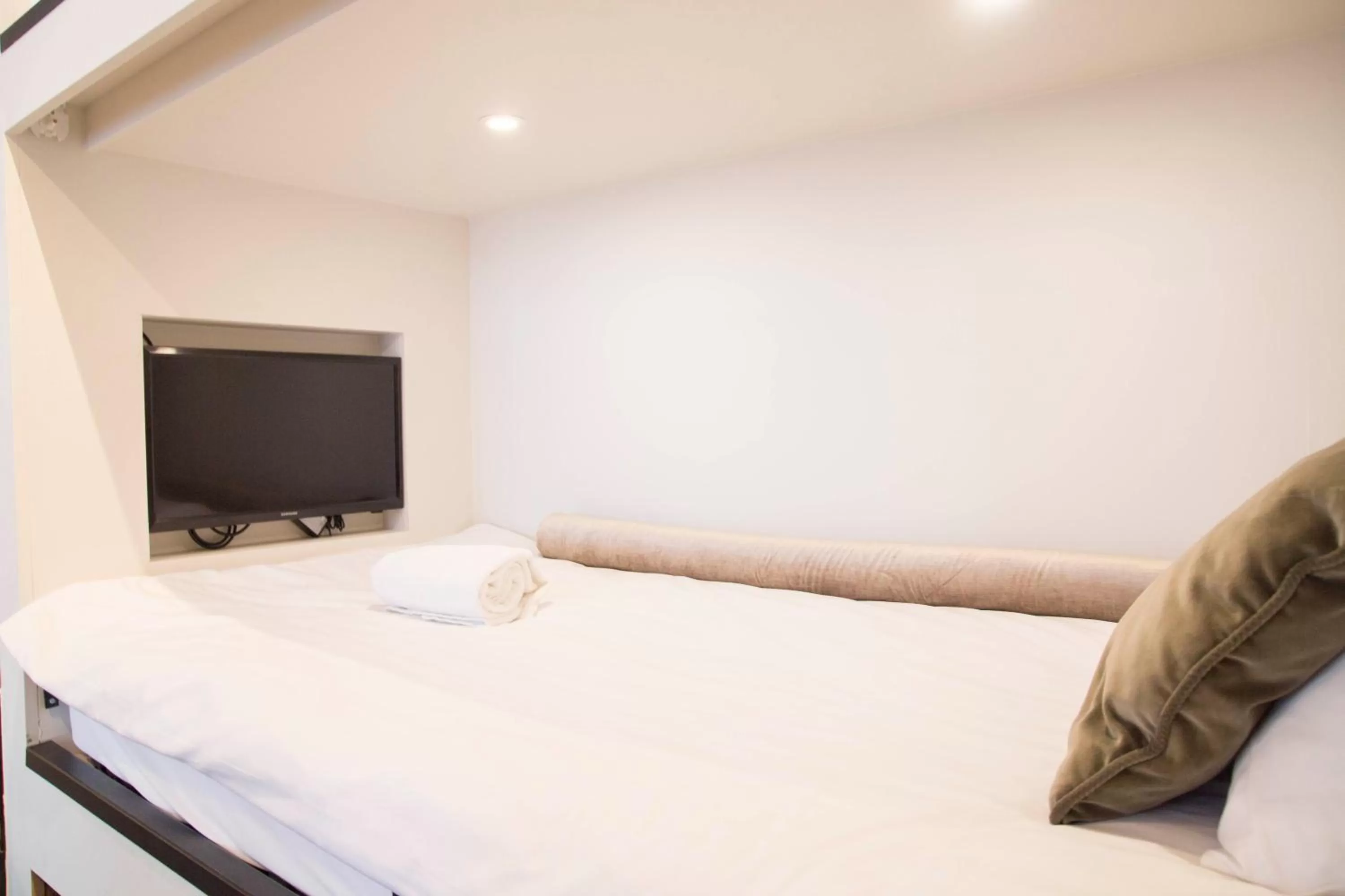 bunk bed, Bed in House of Amstel