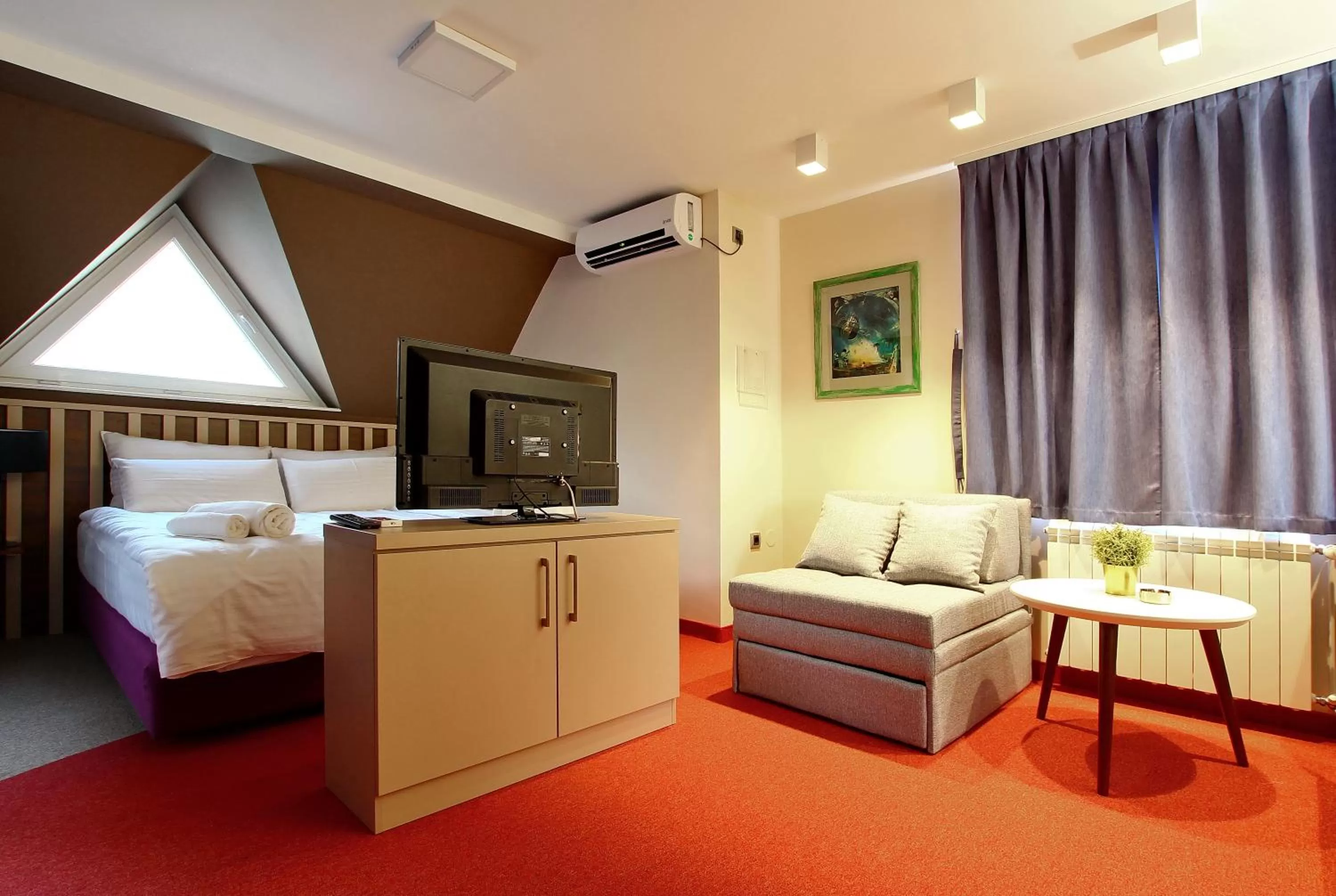 Photo of the whole room, Seating Area in B&B Galeb