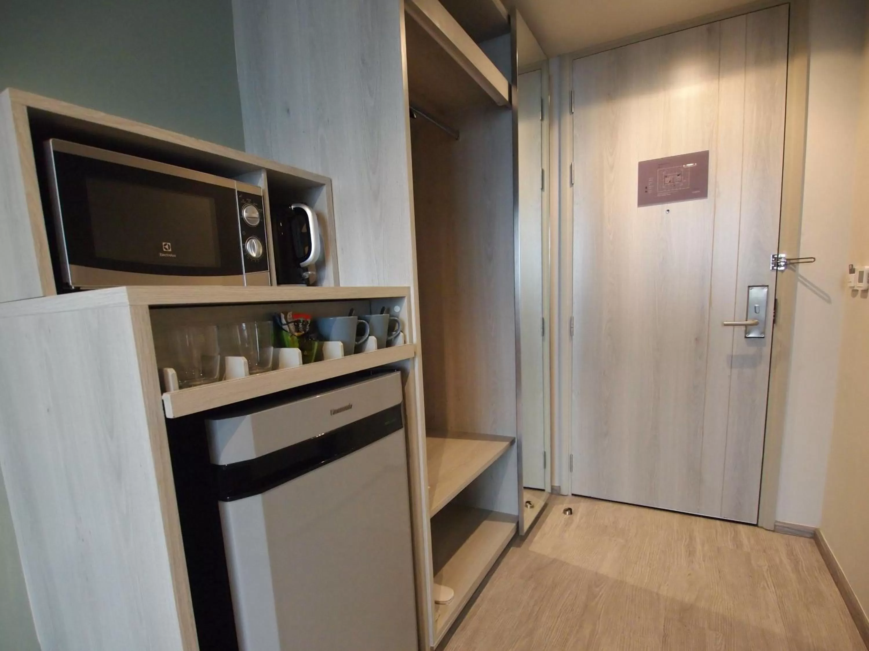 Kitchen or kitchenette in The Quarter Ari by UHG