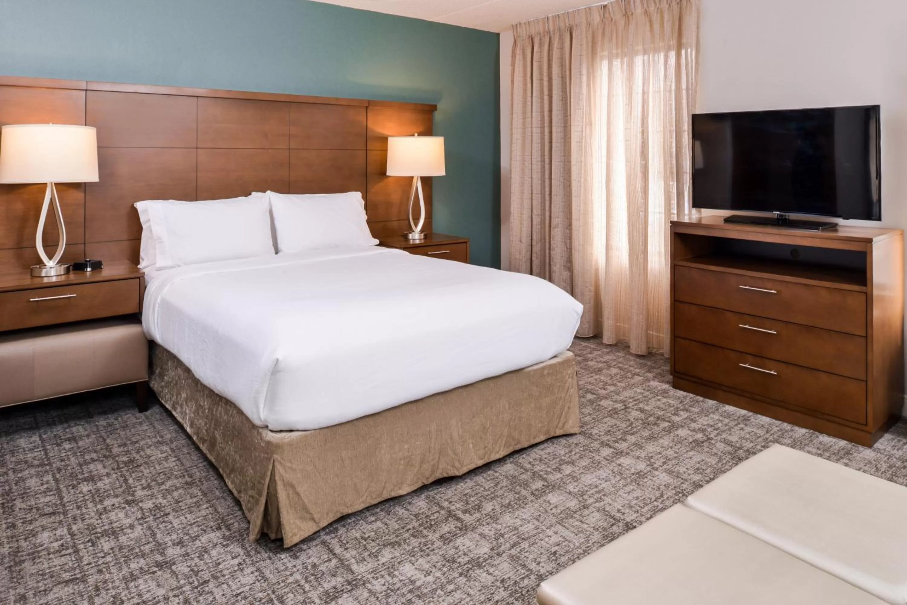 Photo of the whole room, Bed in Staybridge Suites Indianapolis Downtown-Convention Center by IHG