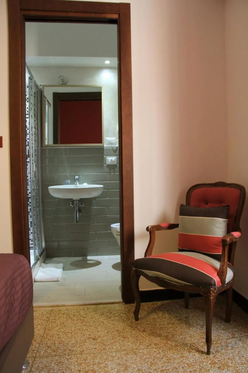 Decorative detail in Hotel Bologna