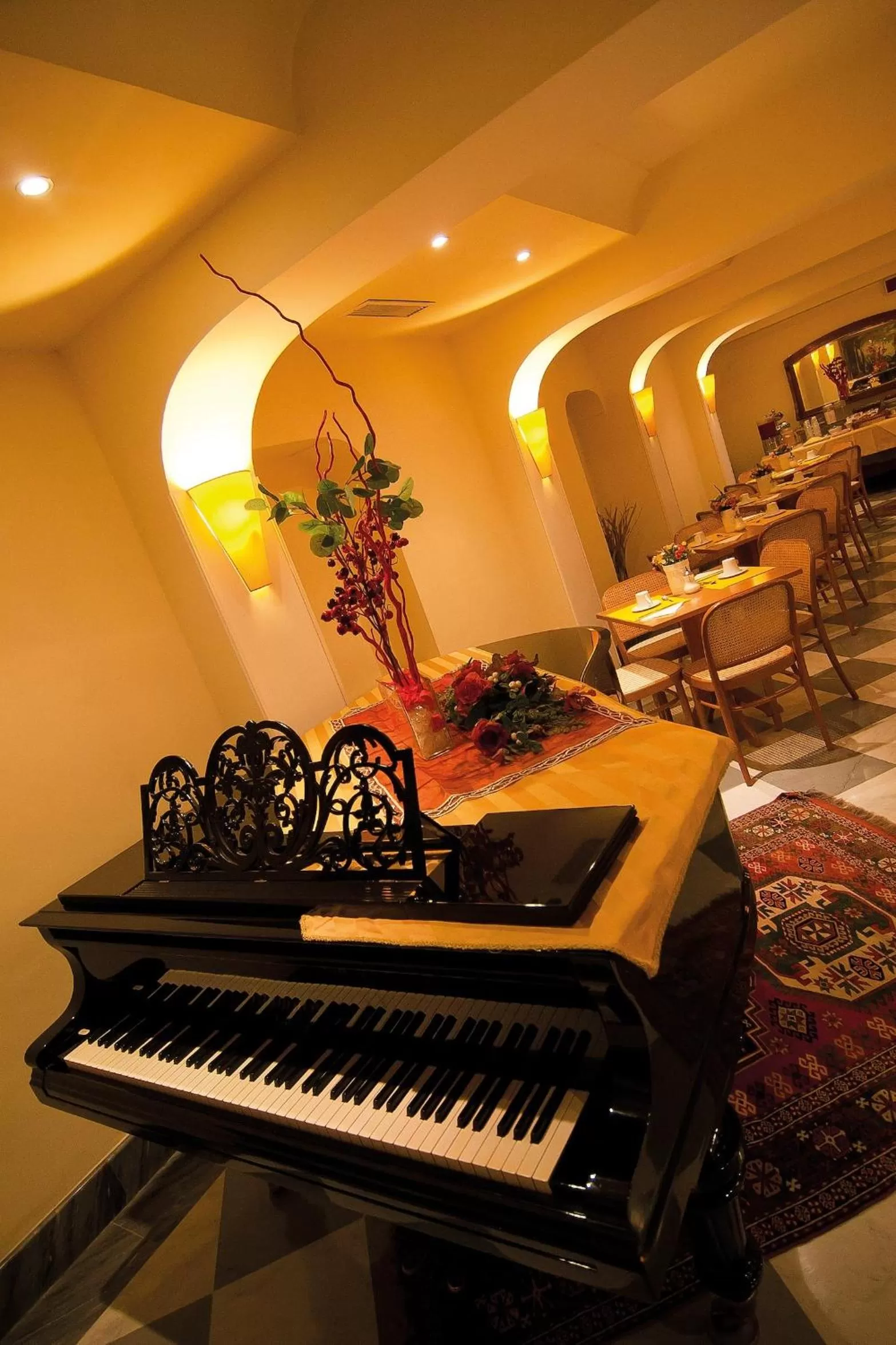 Restaurant/places to eat in Hotel Novecento