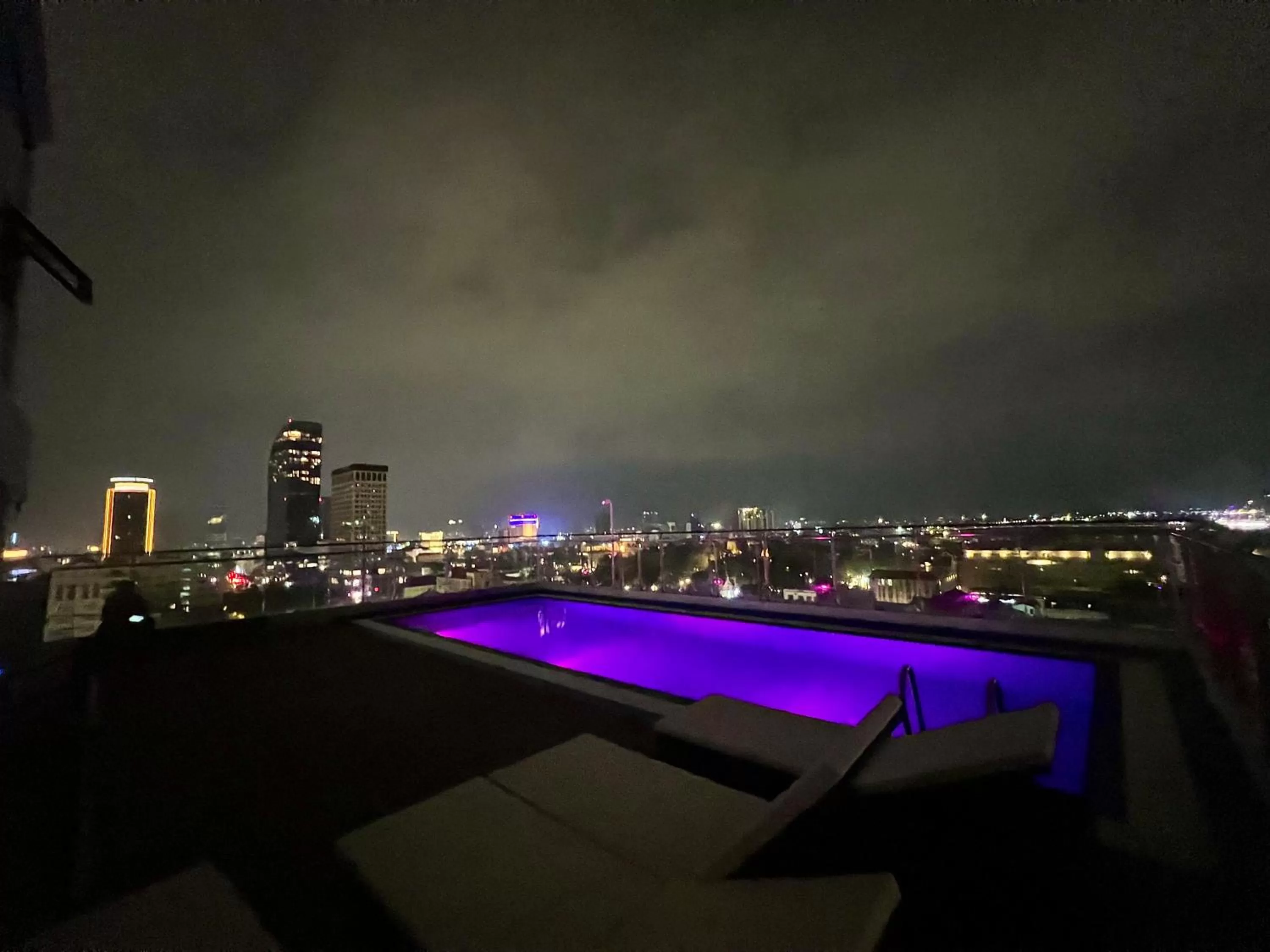 Swimming pool in Residence 110 (Hotel and Apartments)