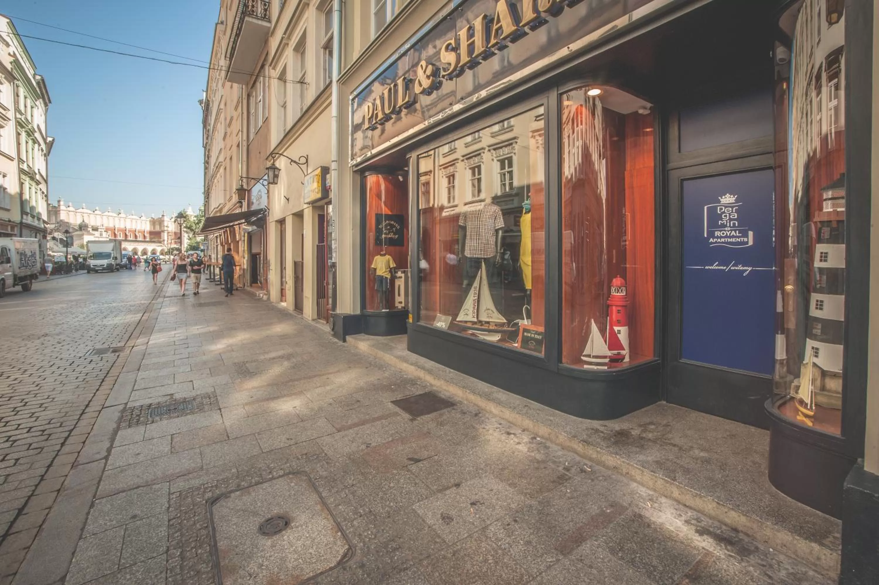 Facade/entrance in Grodzka Royal Apartments