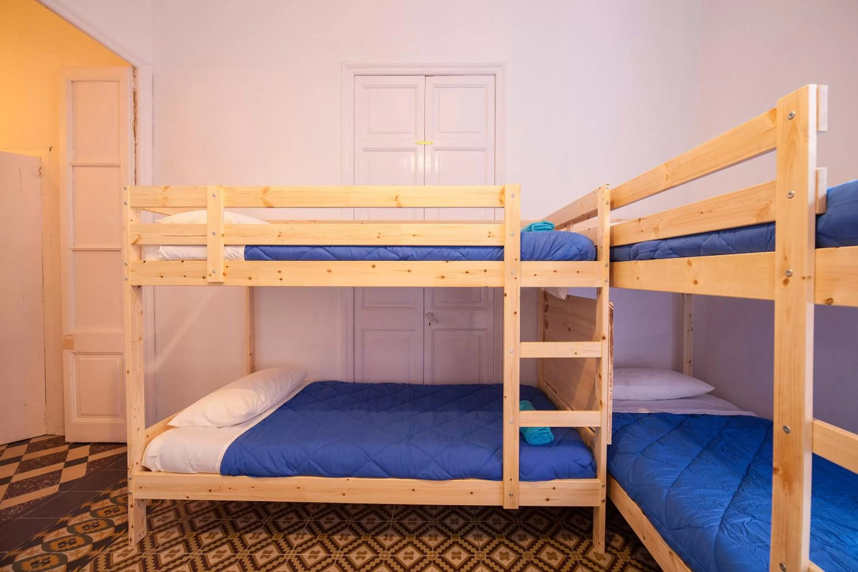 bunk bed, Bed in Bed in Girona