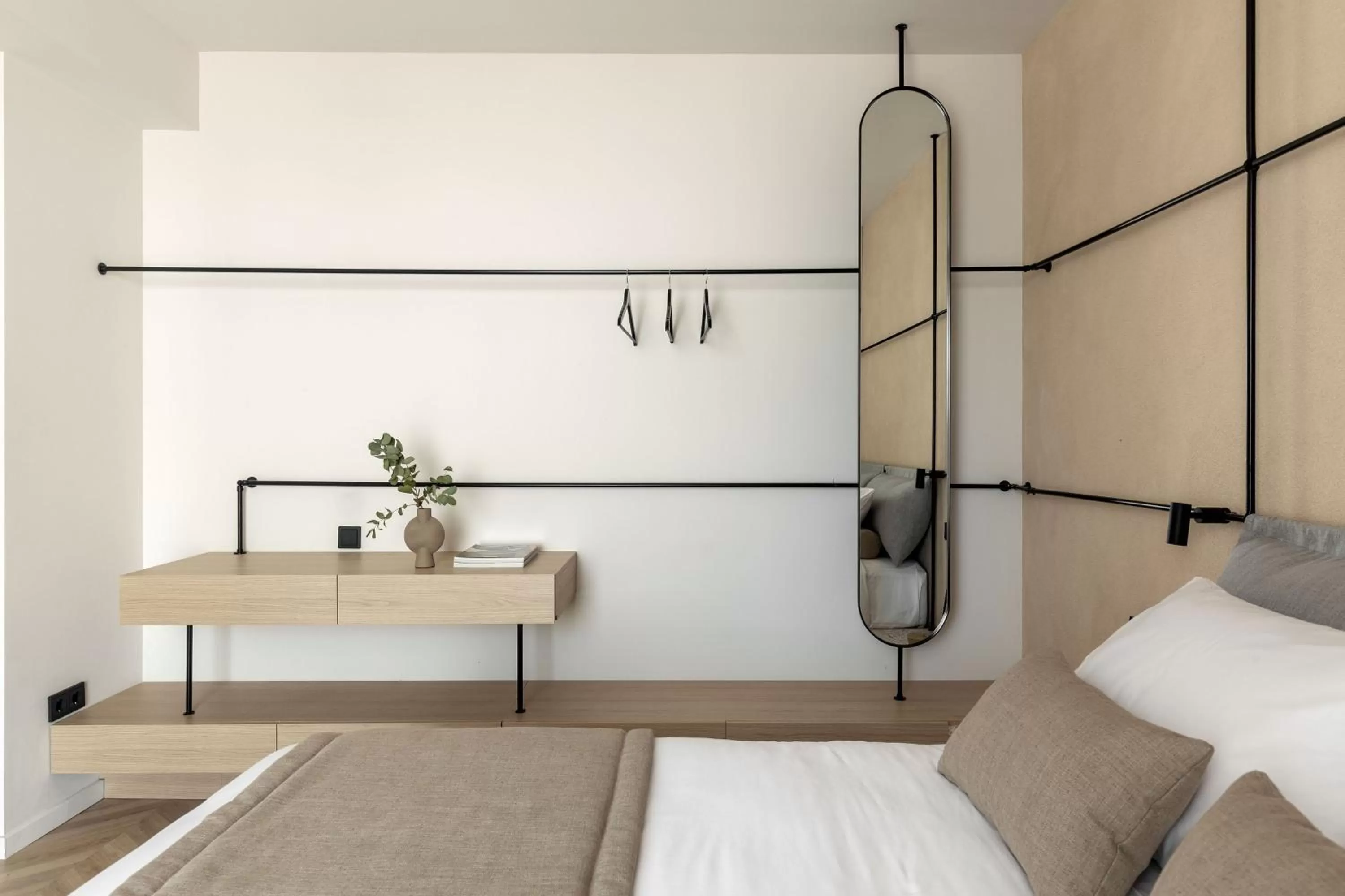 Bedroom, Bed in The Newel Psychiko