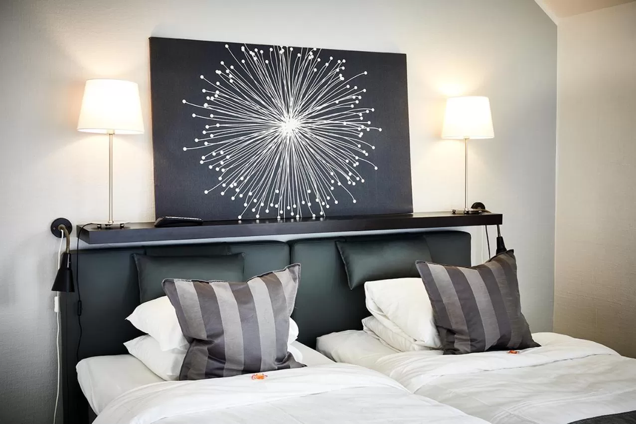 Living room, Bed in Hotell Västerås