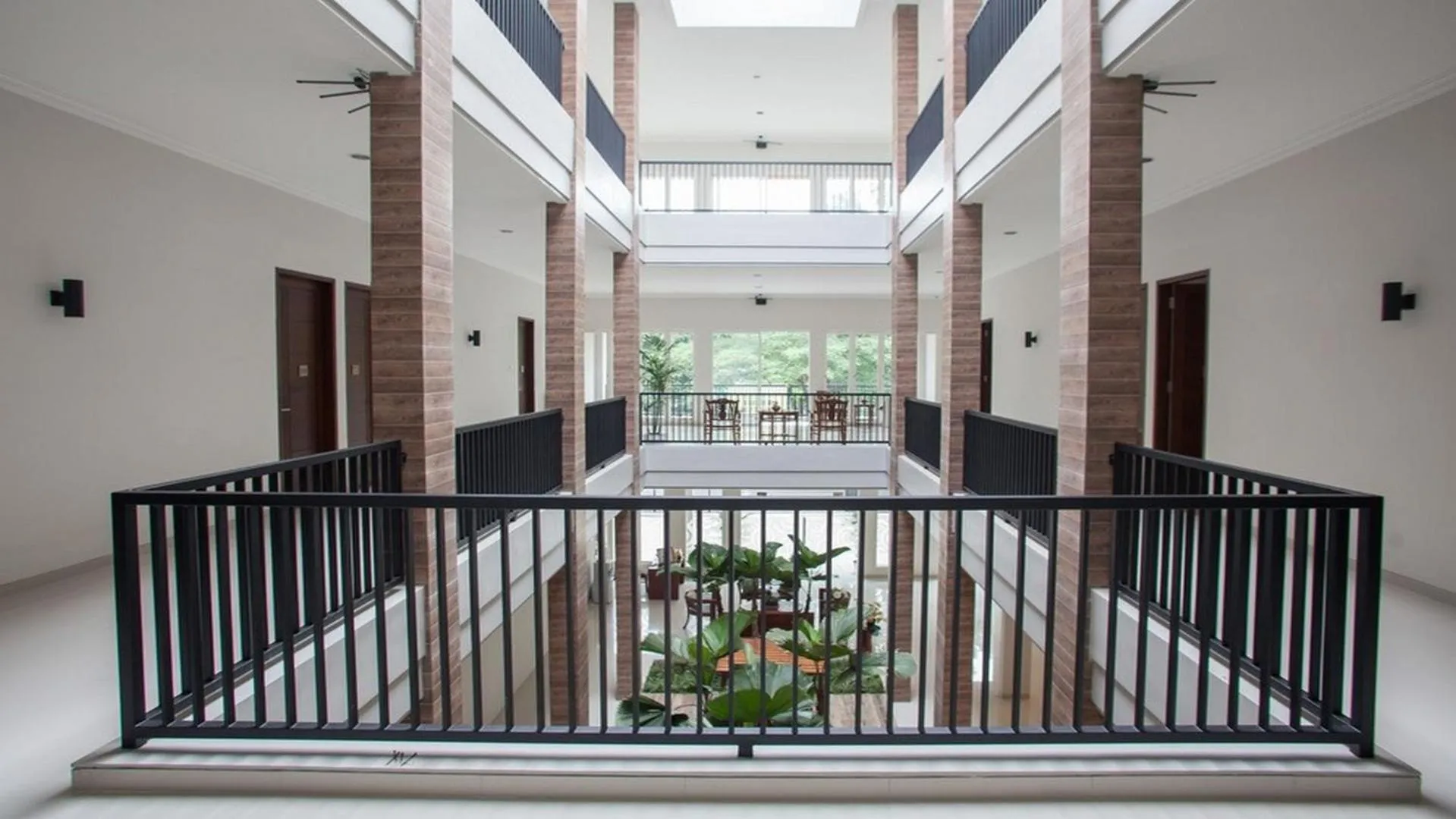 Property building in RedDoorz Syariah near Universitas Negeri Malang