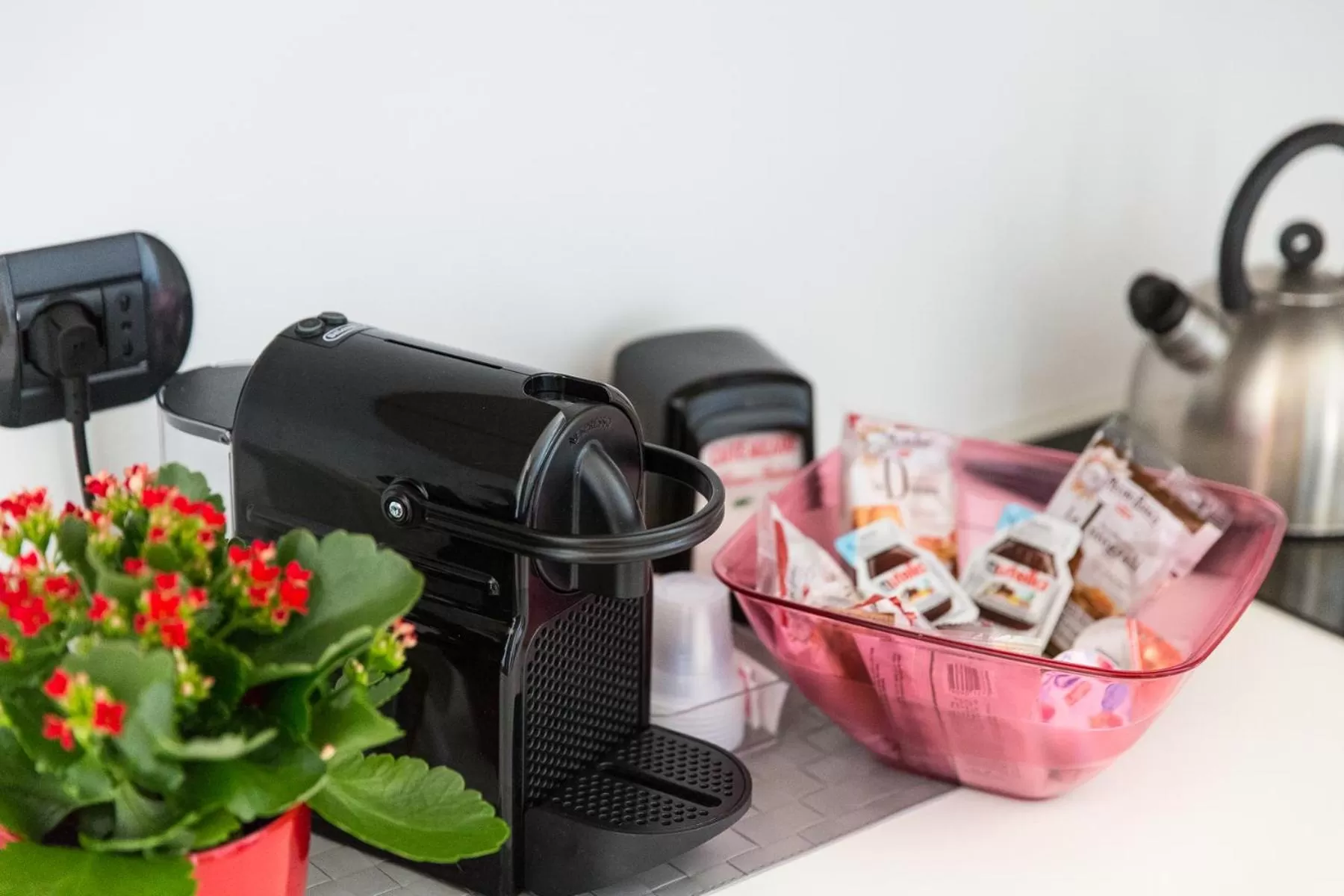 Coffee/tea facilities in Aparthotel Isola