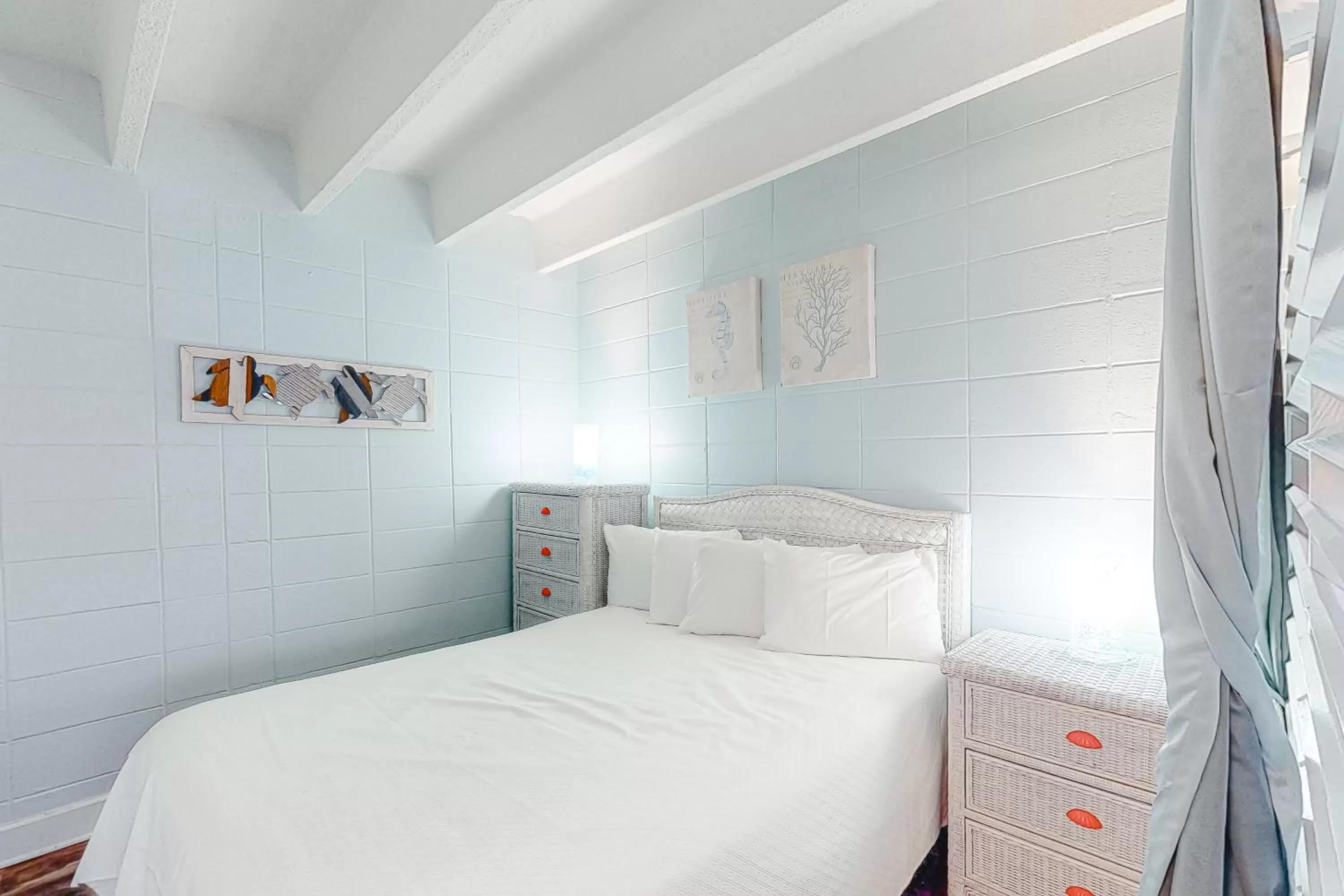 Bed in Gulf Village II