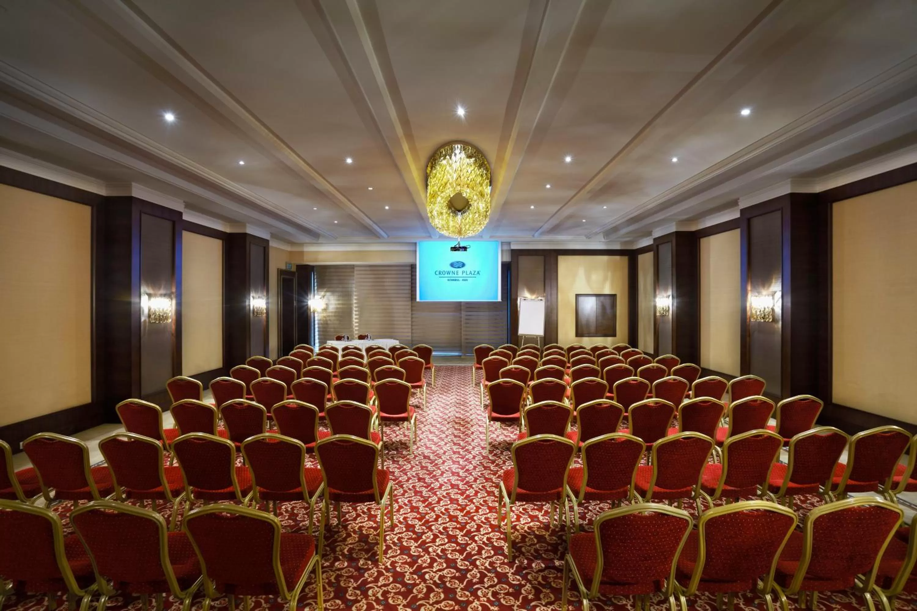 Meeting/conference room in Crowne Plaza Istanbul Asia by IHG