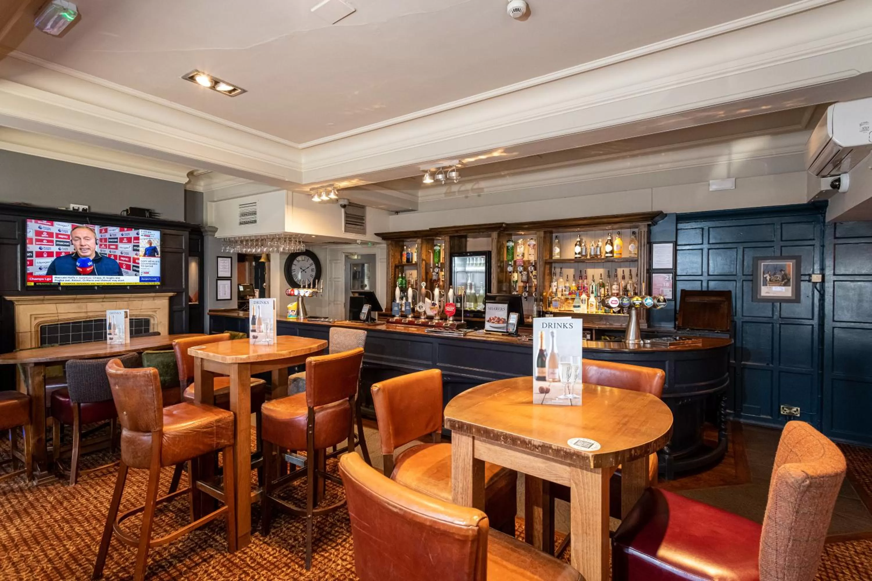 Restaurant/places to eat, Lounge/Bar in The Railway by Innkeeper's Collection