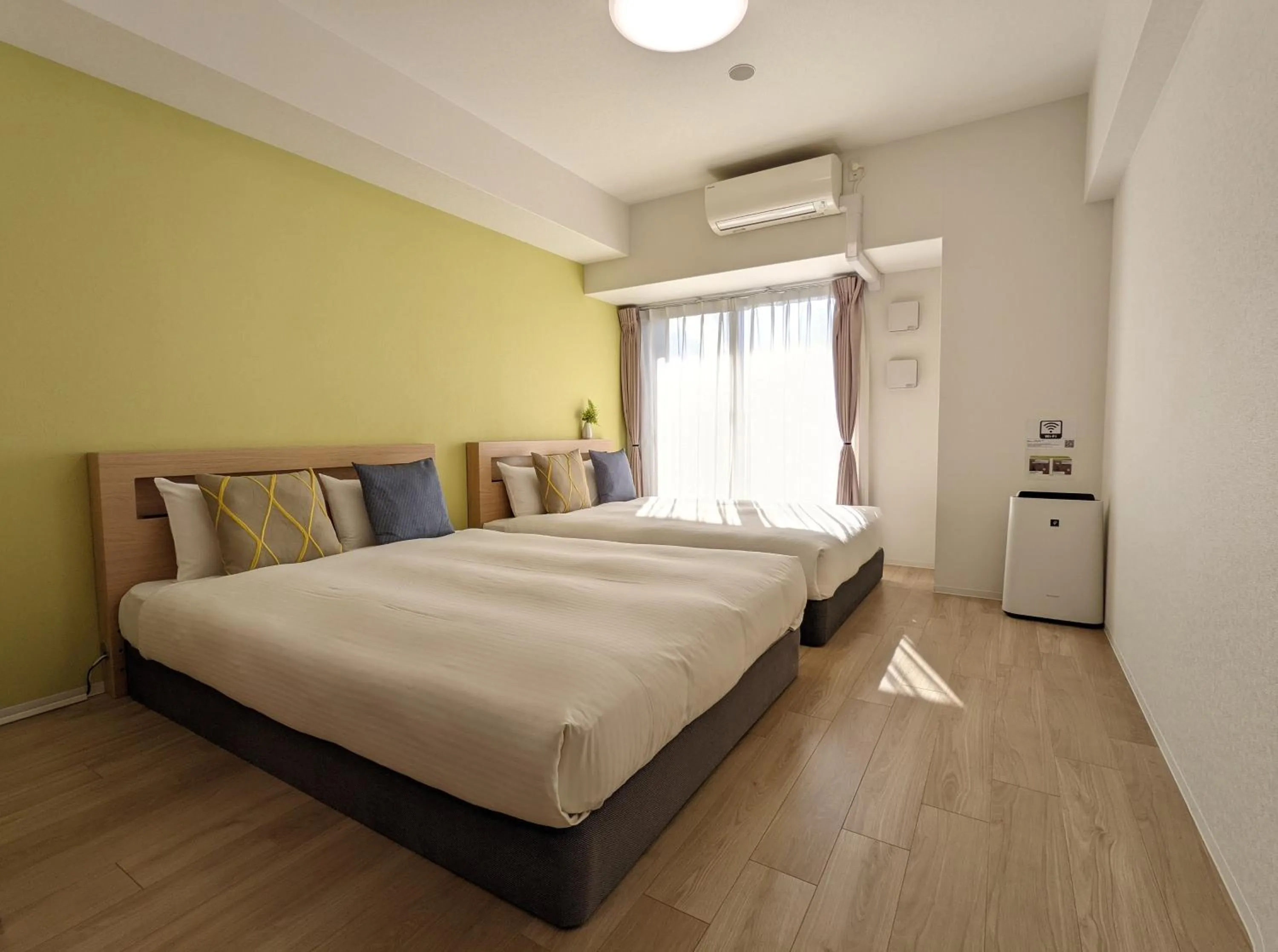 Twin Room with City View in ESLEAD HOTEL Namba South Ⅲ