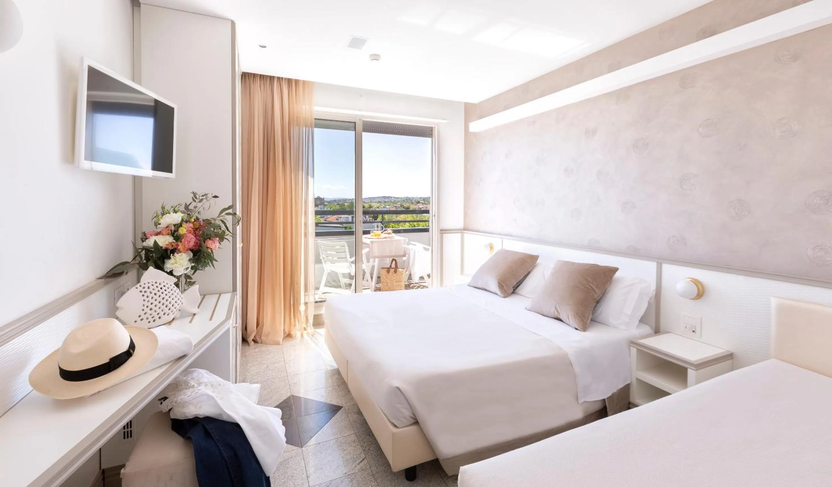 View (from property/room), Bed in Hotel Feldberg