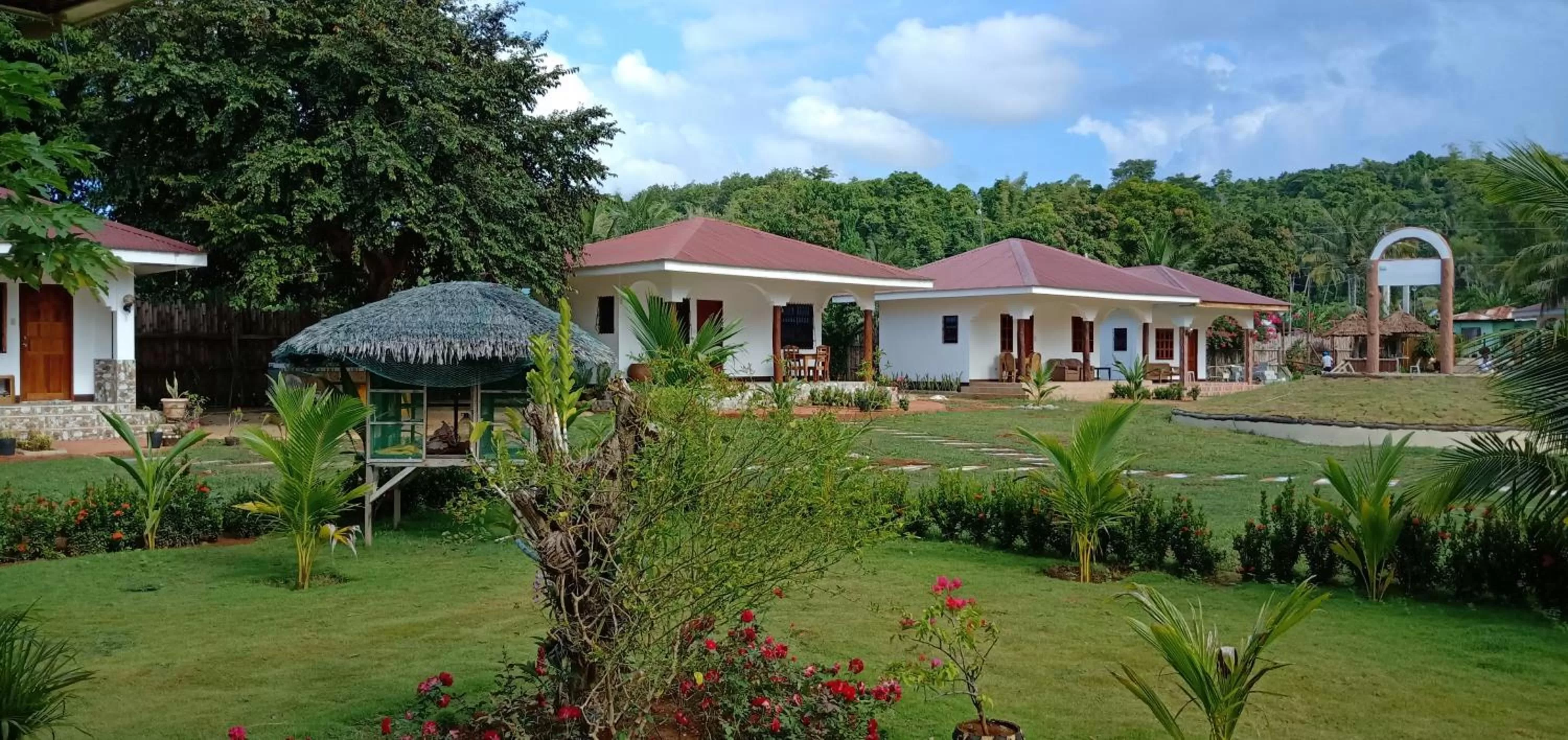 Balcony/Terrace, Property Building in E&N Paradise Island Resort
