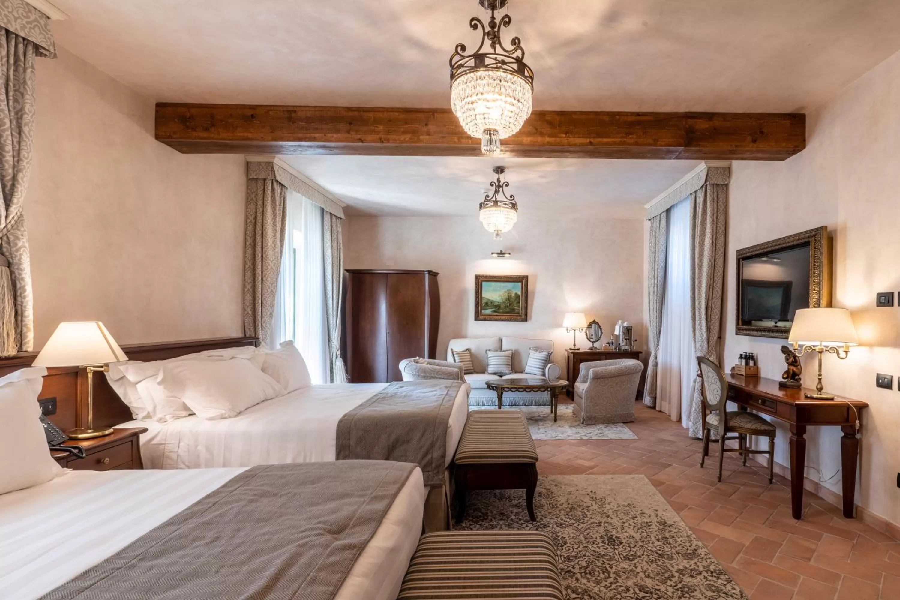 Bed in Villa Petriolo - Small Luxury Hotels of the World